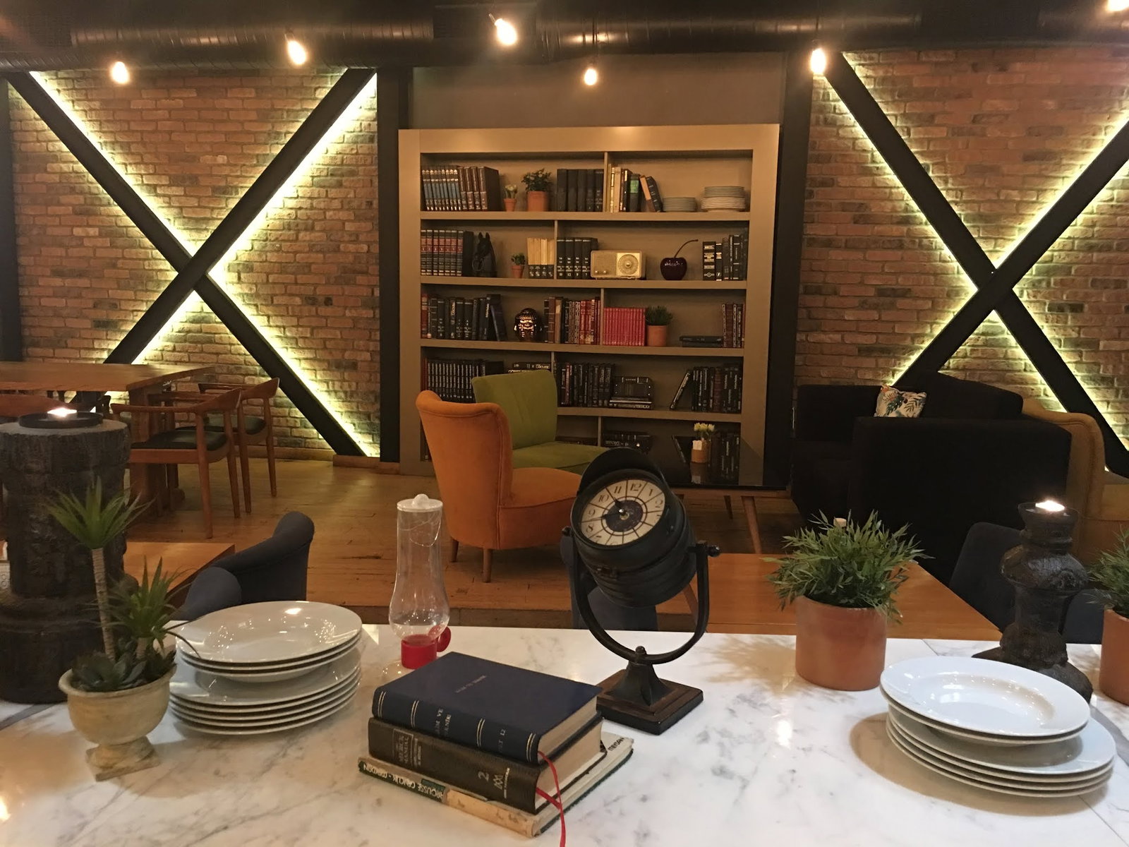 Boon Cafe And Restaurant