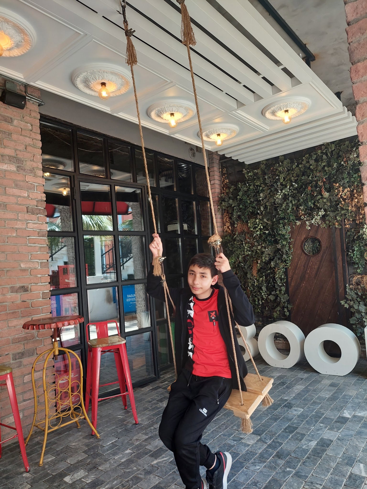 Boon Cafe And Restaurant