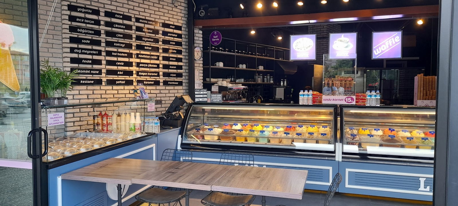 Lipa Dondurma Ve Cafe