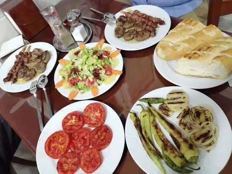 Karaburç merkez lokantası resimleri