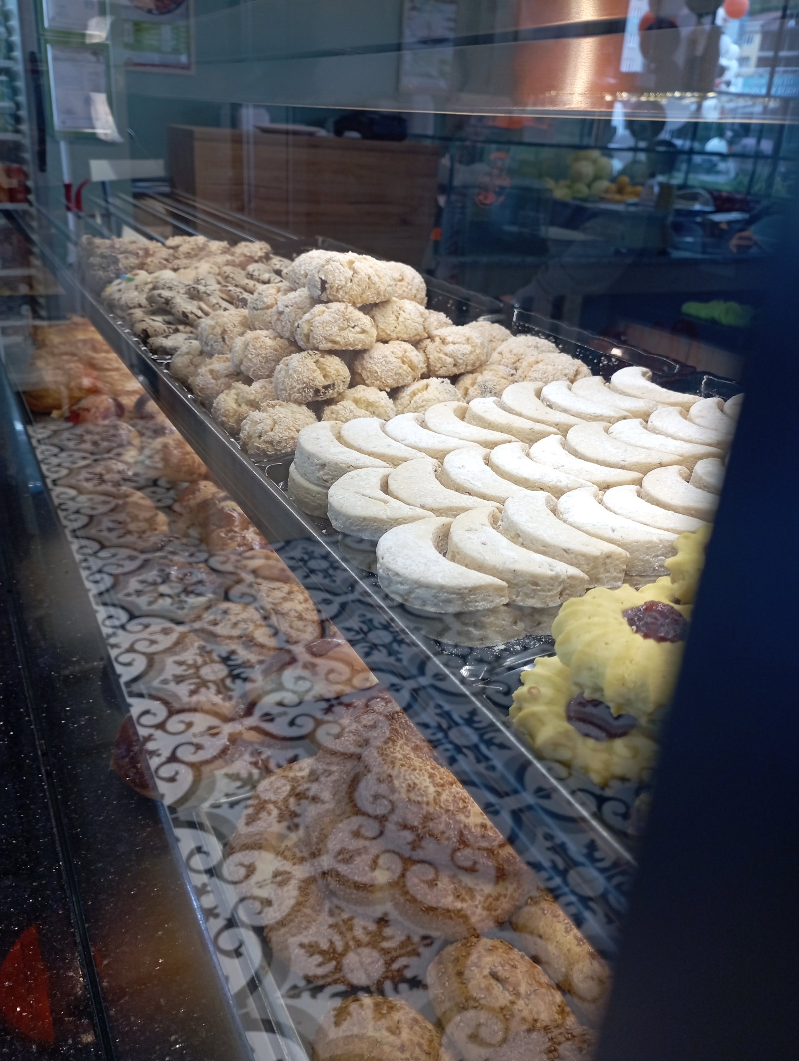 Karmate Börek Salonu