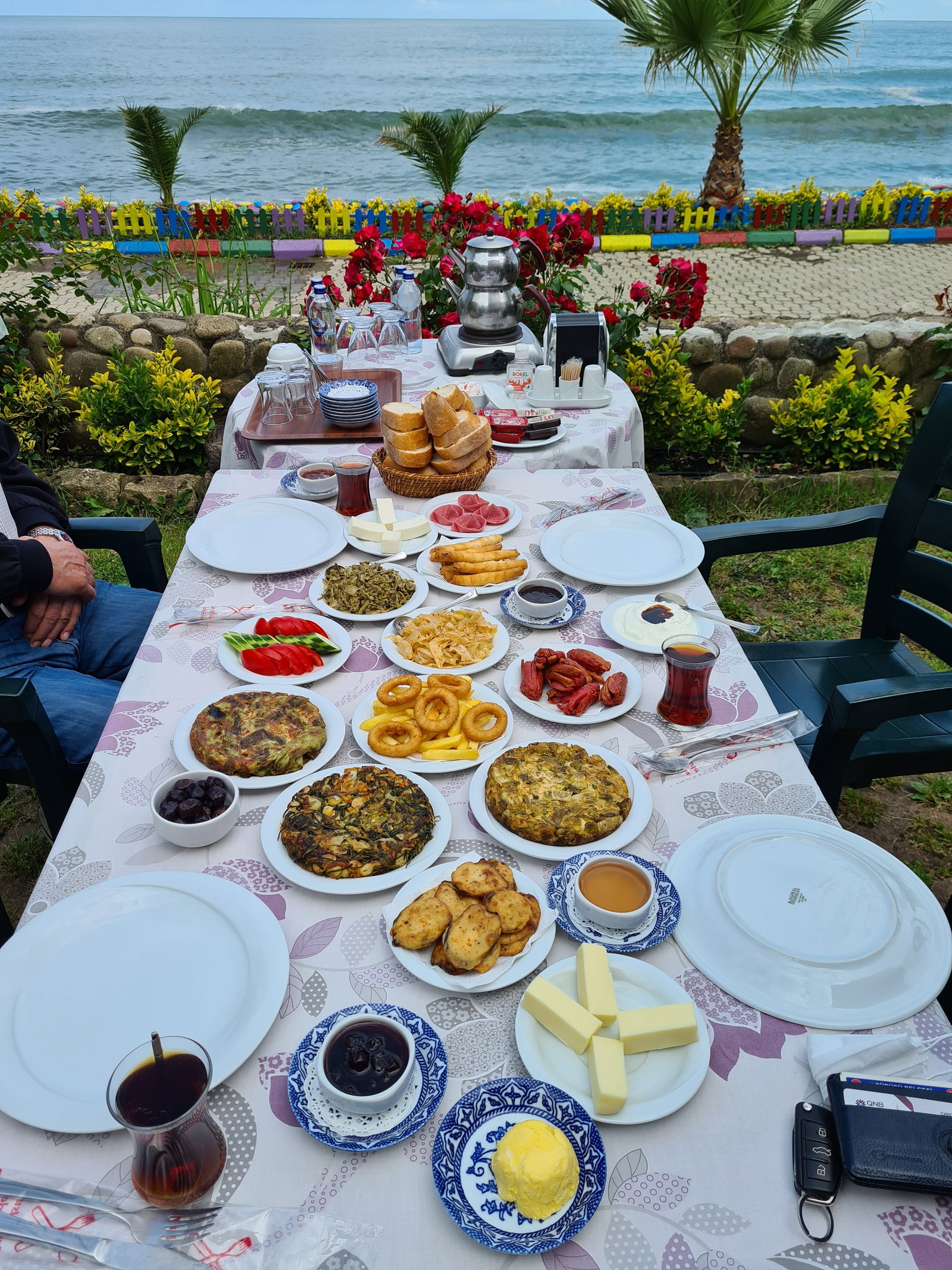 Kiyi Cafe Kir Kahvaltisi