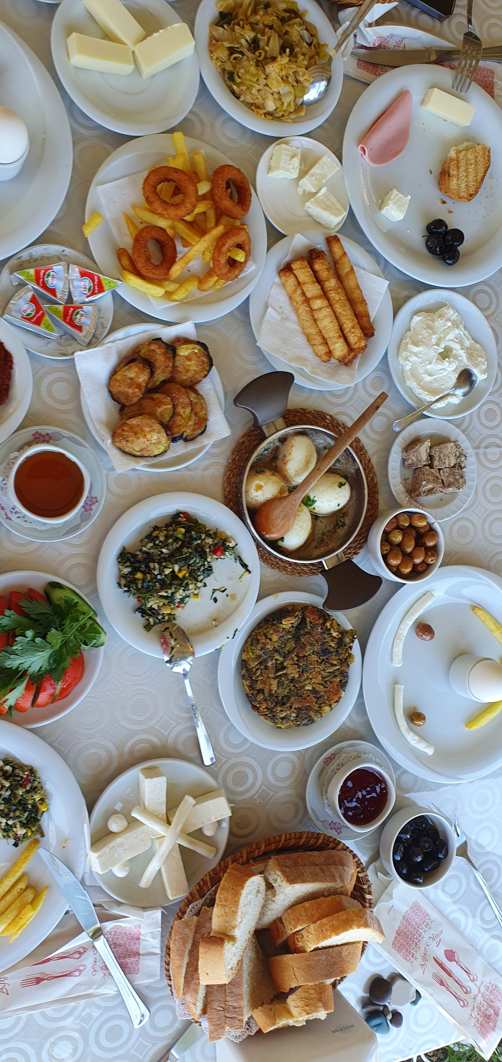 Kiyi Cafe Kir Kahvaltisi