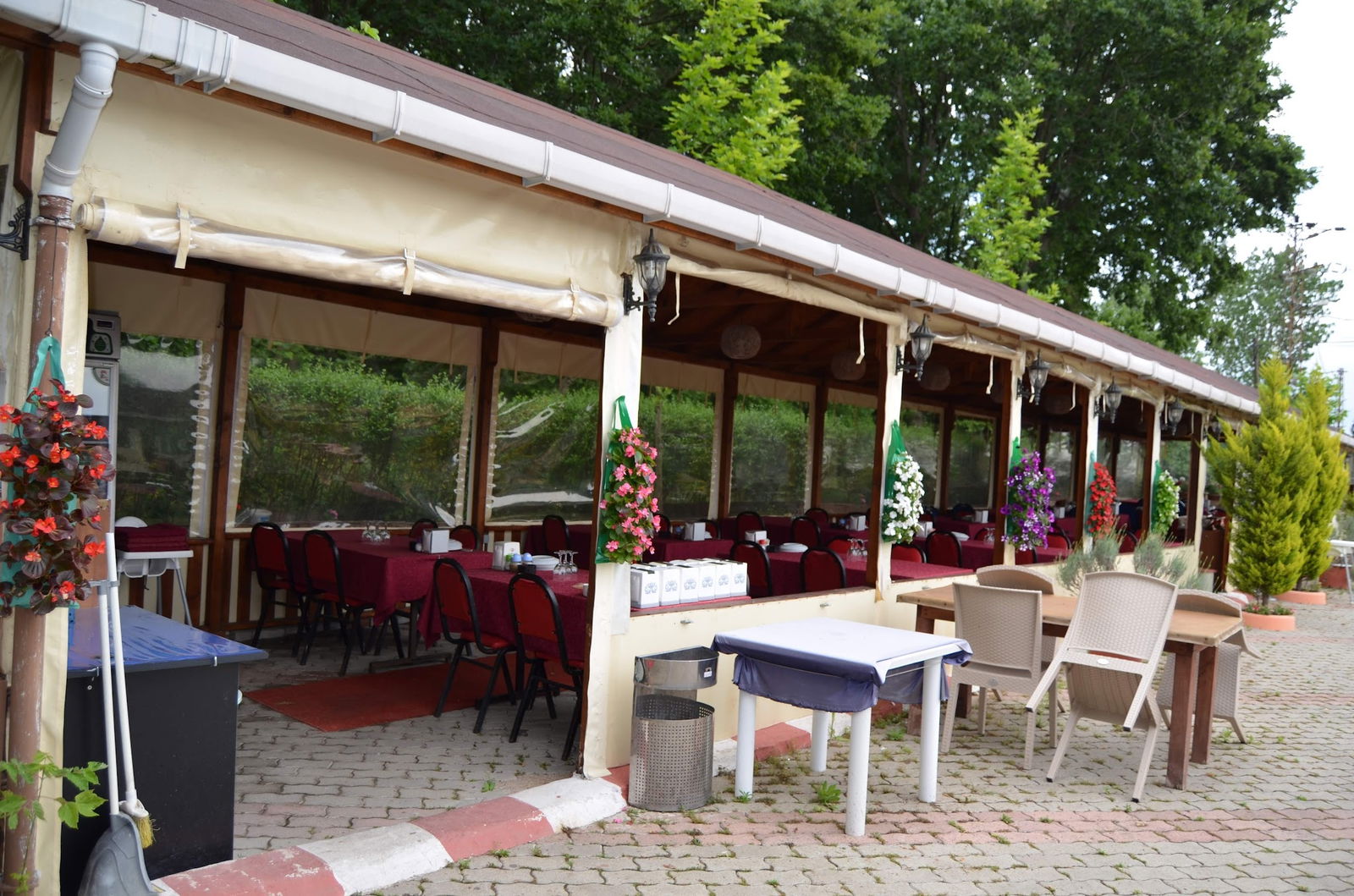 Saray Restaurant