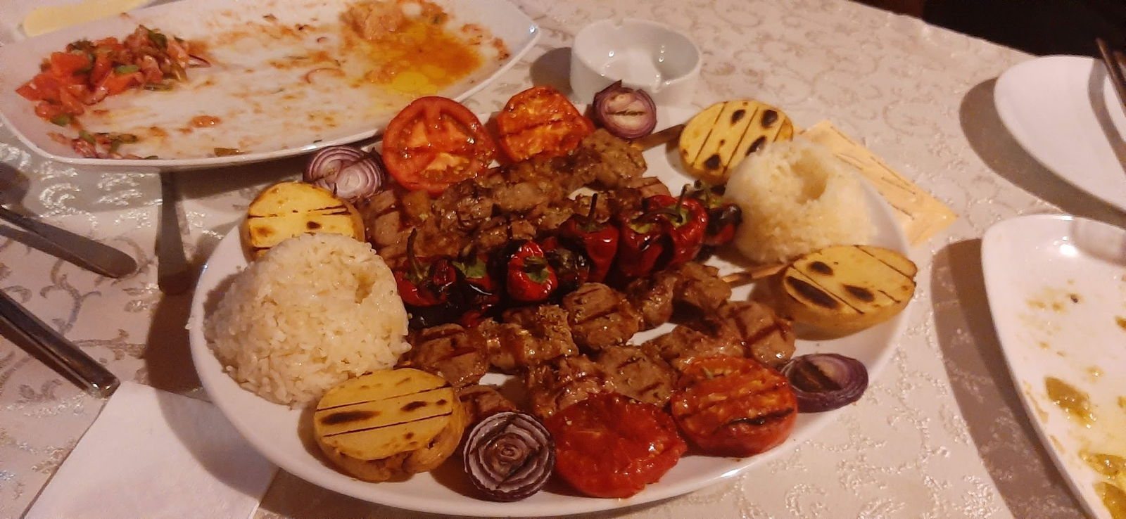 Saray Restaurant