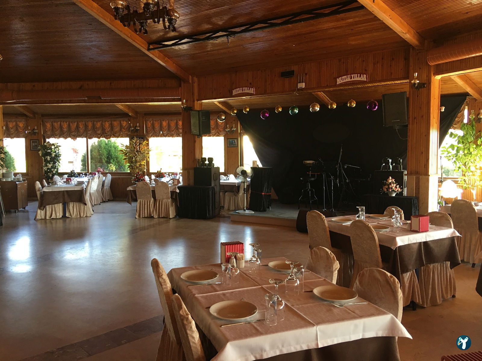 Saray Restaurant
