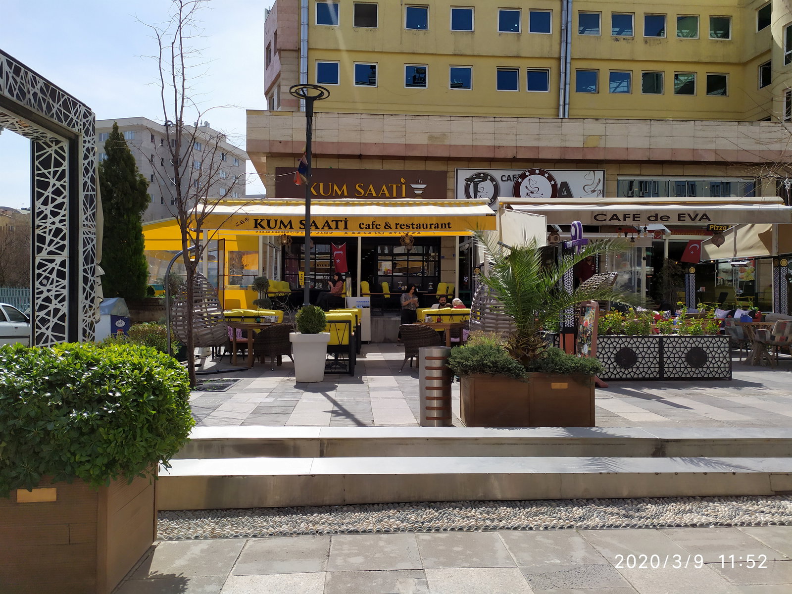 Kum Saati Cafe Restaurant