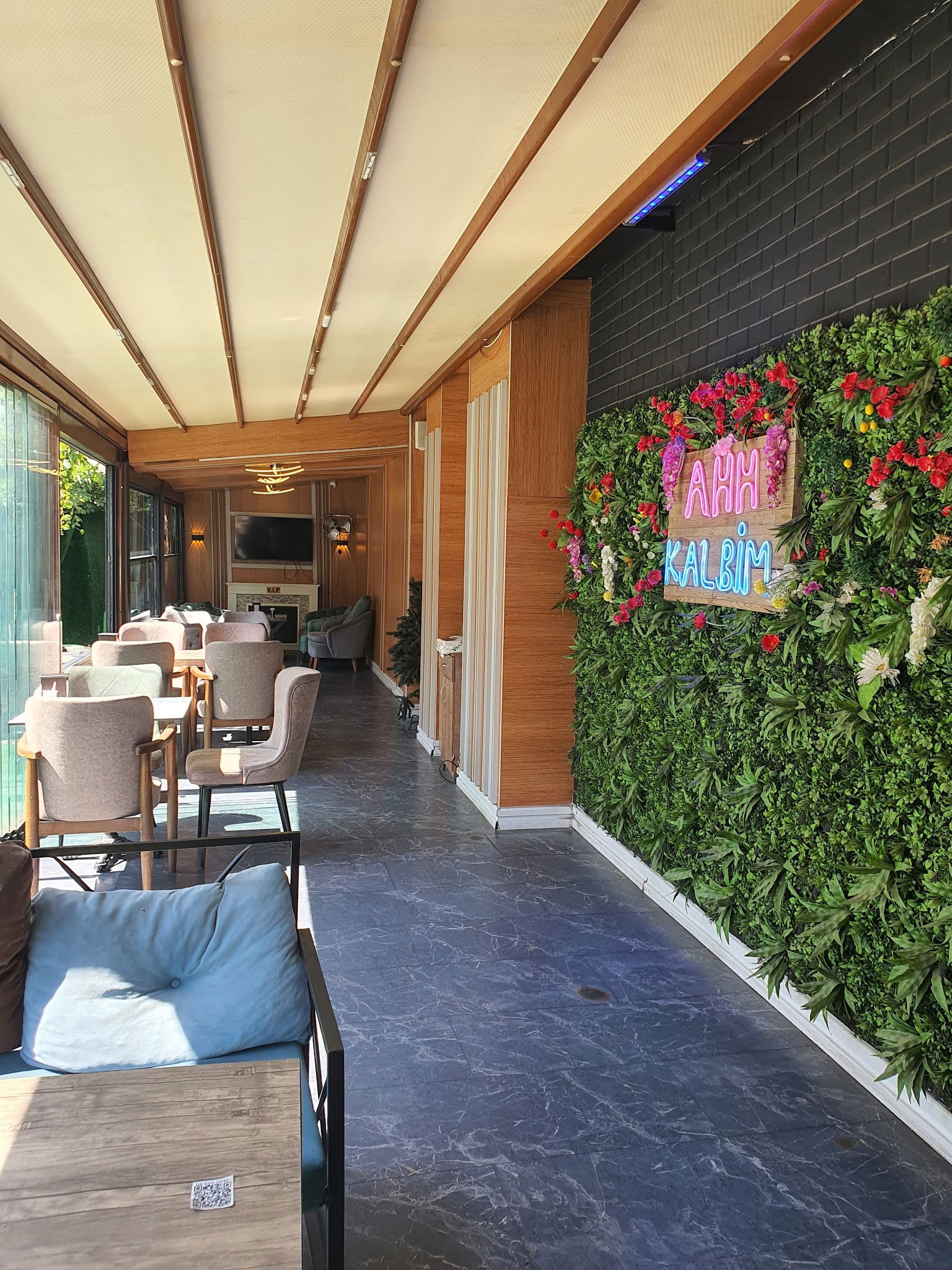 Cocy Cafe & Restaurant