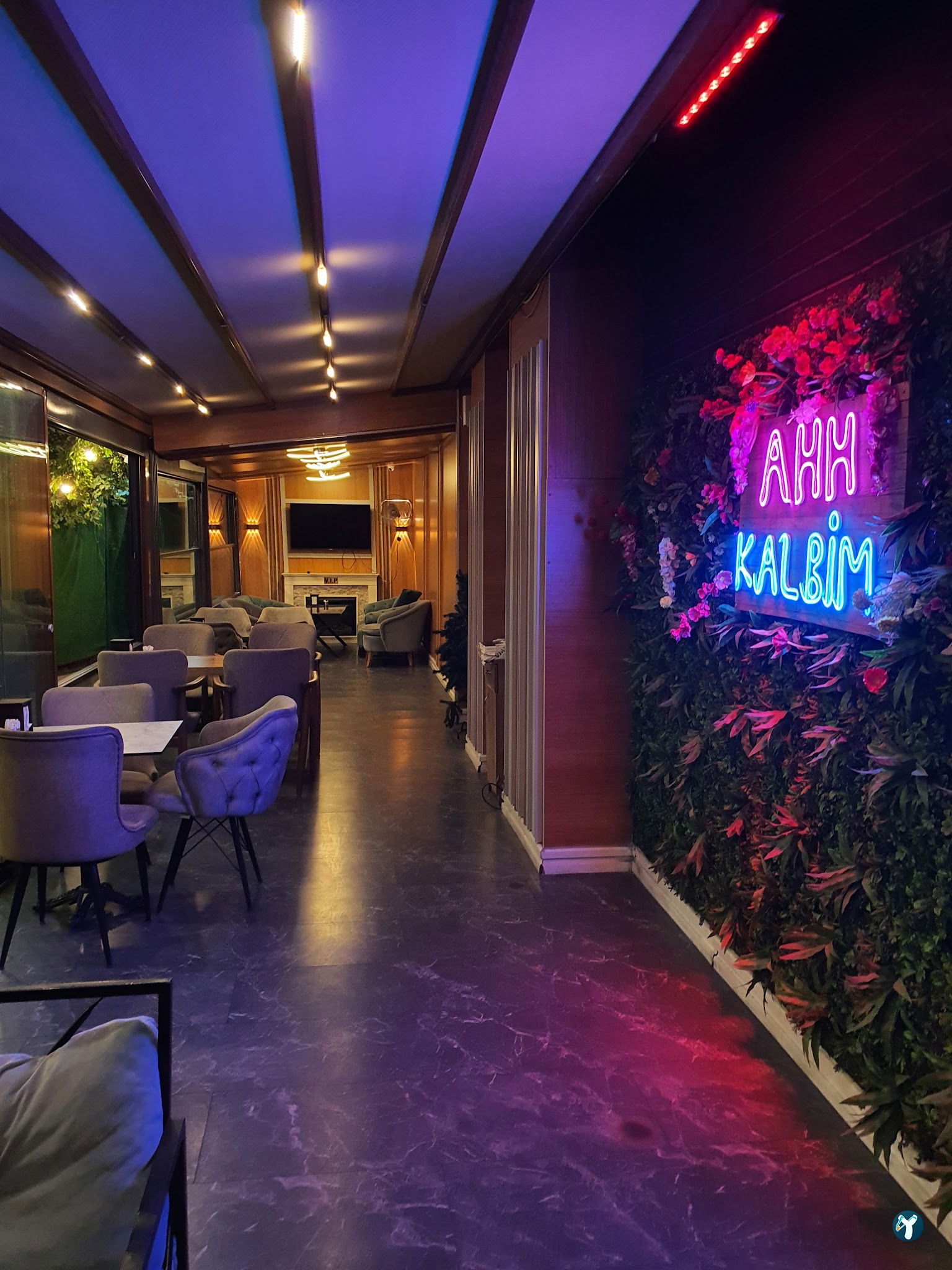 Cocy Cafe & Restaurant