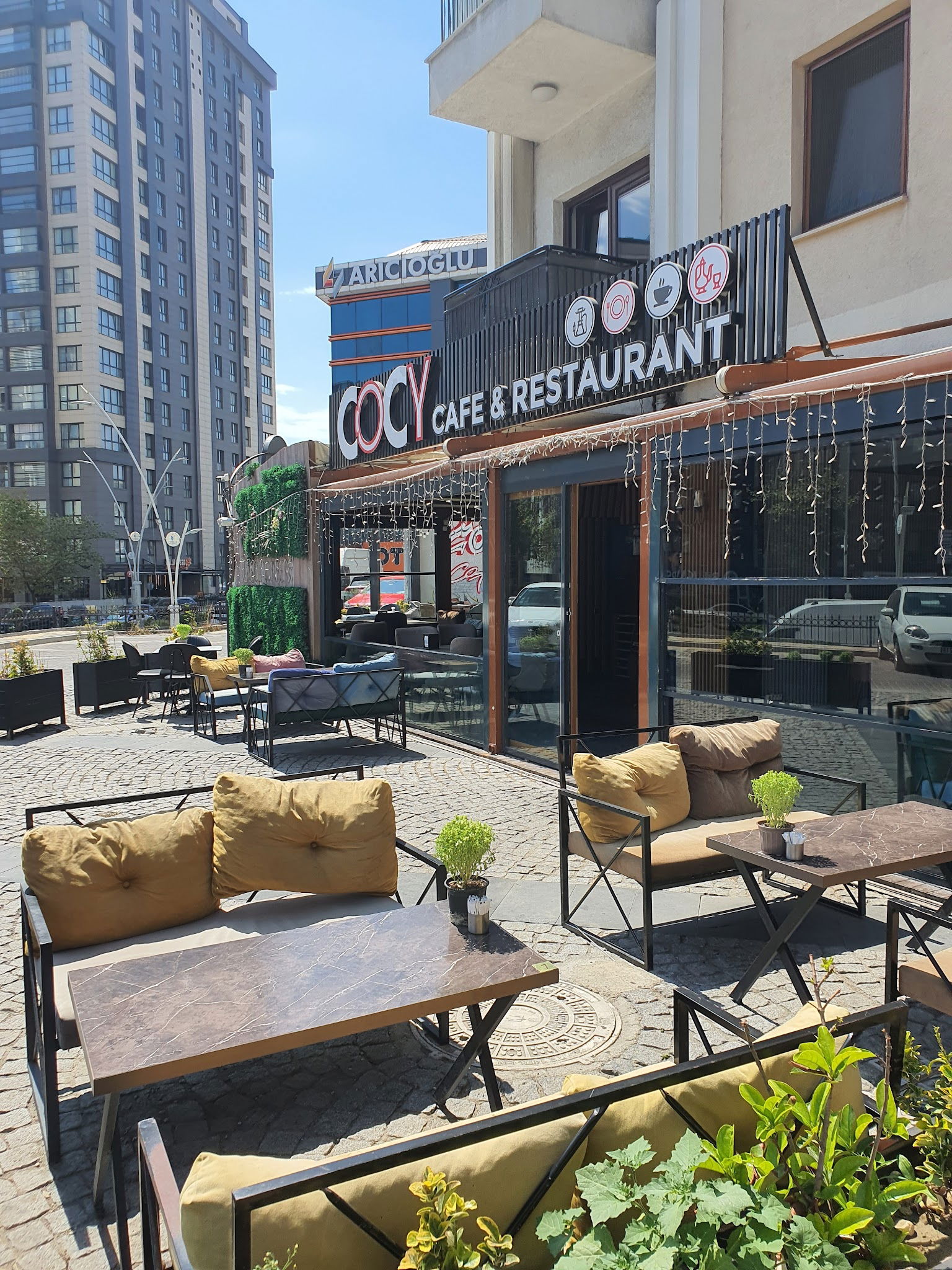 Cocy Cafe & Restaurant