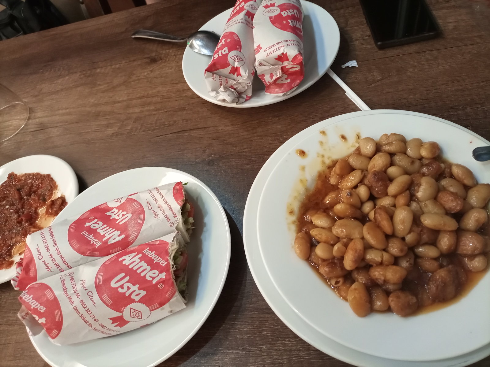 Ahmet Usta Kebap Salonu Kemerkaya Şubesi̇