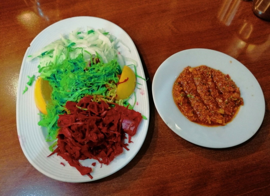 Ahmet Usta Kebap Salonu Kemerkaya Şubesi̇