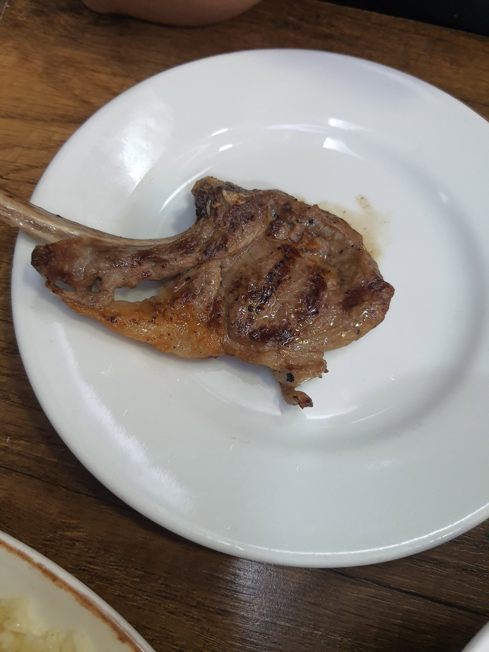 Ahmet Usta Kebap Salonu Kemerkaya Şubesi̇