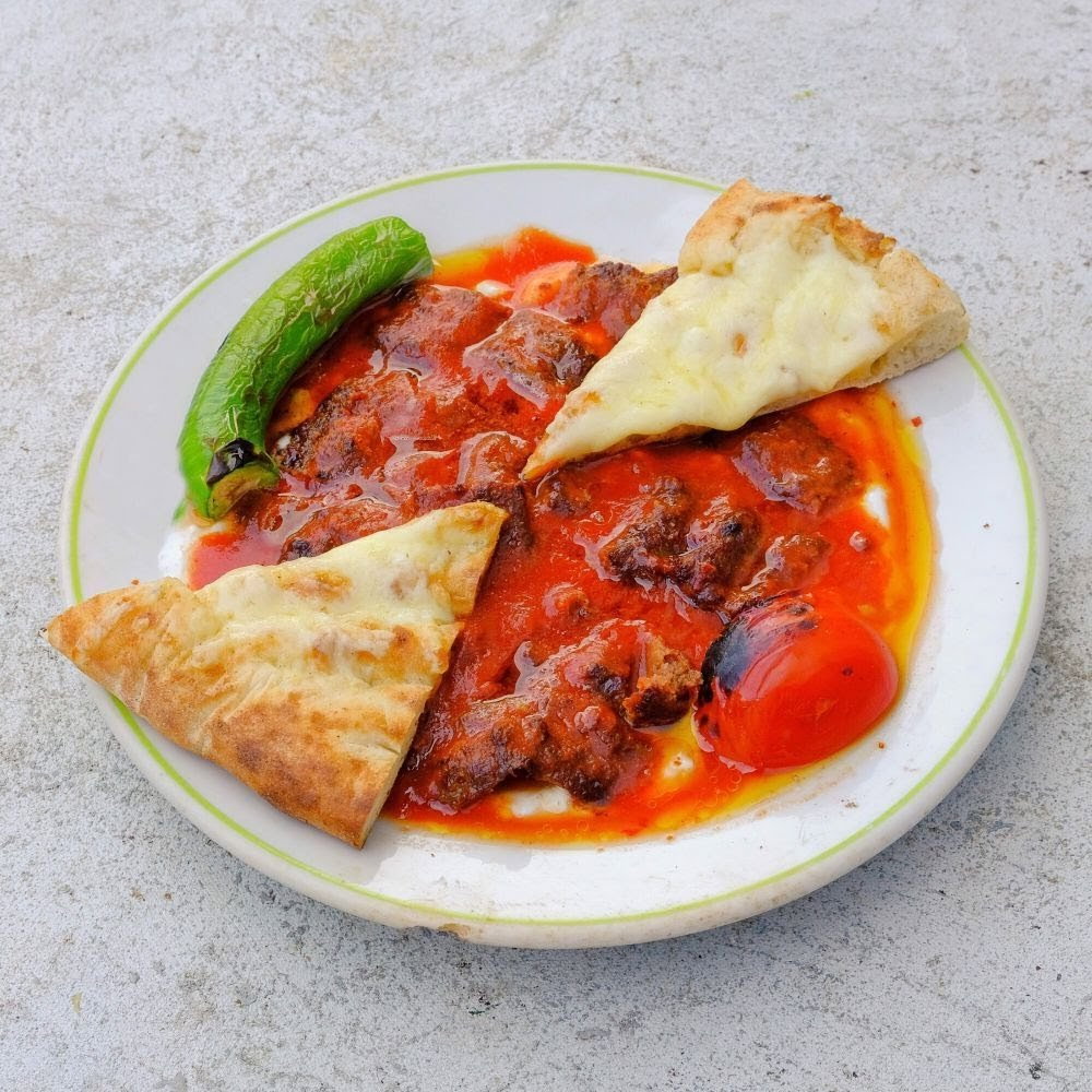 Ahmet Usta Kebap Salonu Kemerkaya Şubesi̇