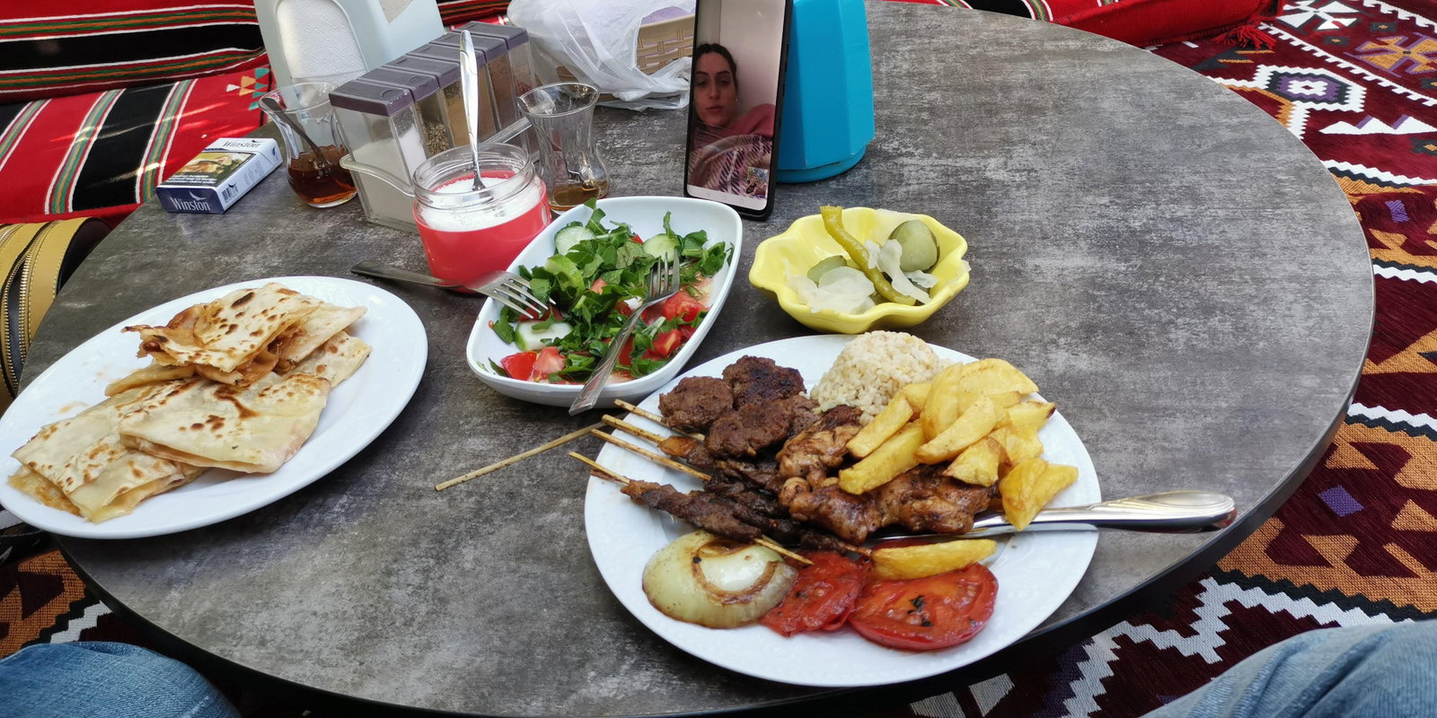 Şenol Un Yeri