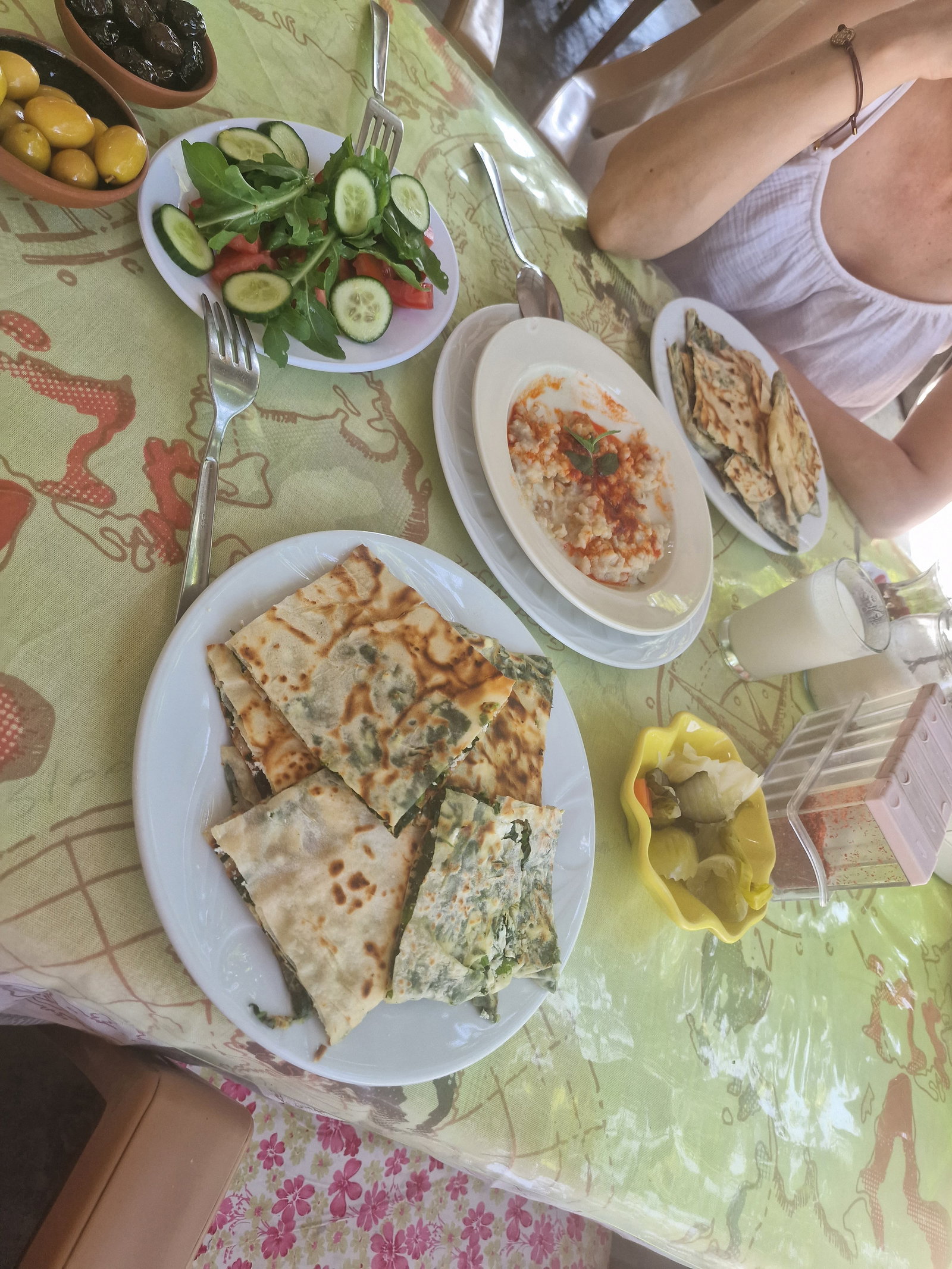Şenol Un Yeri