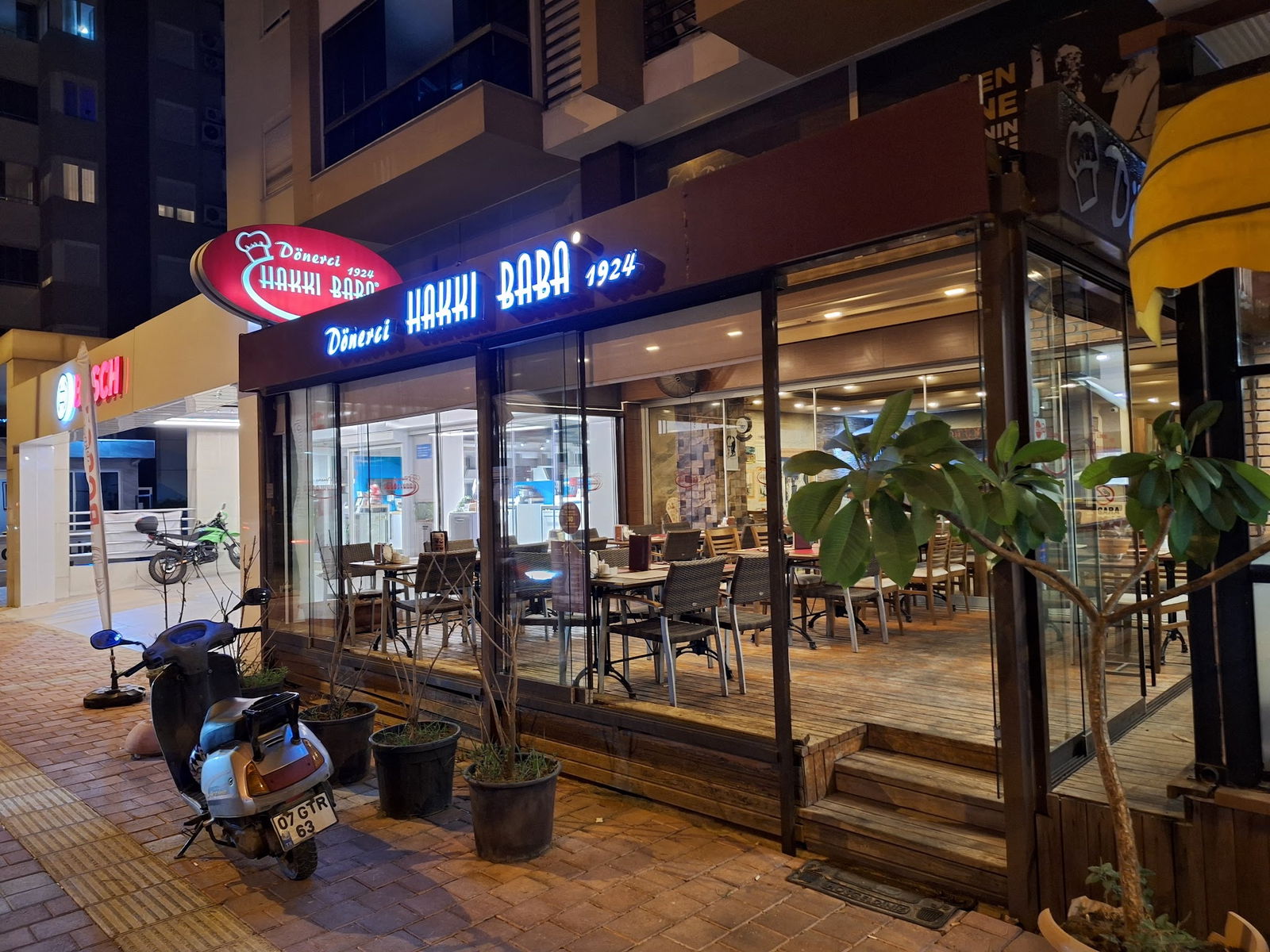 Dönerci Hakkı Baba