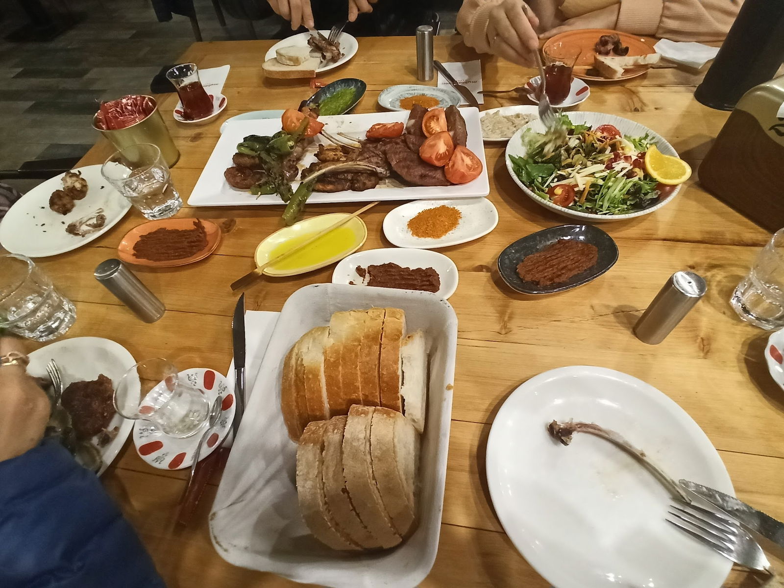 Muhtarın Yeri Kazancı