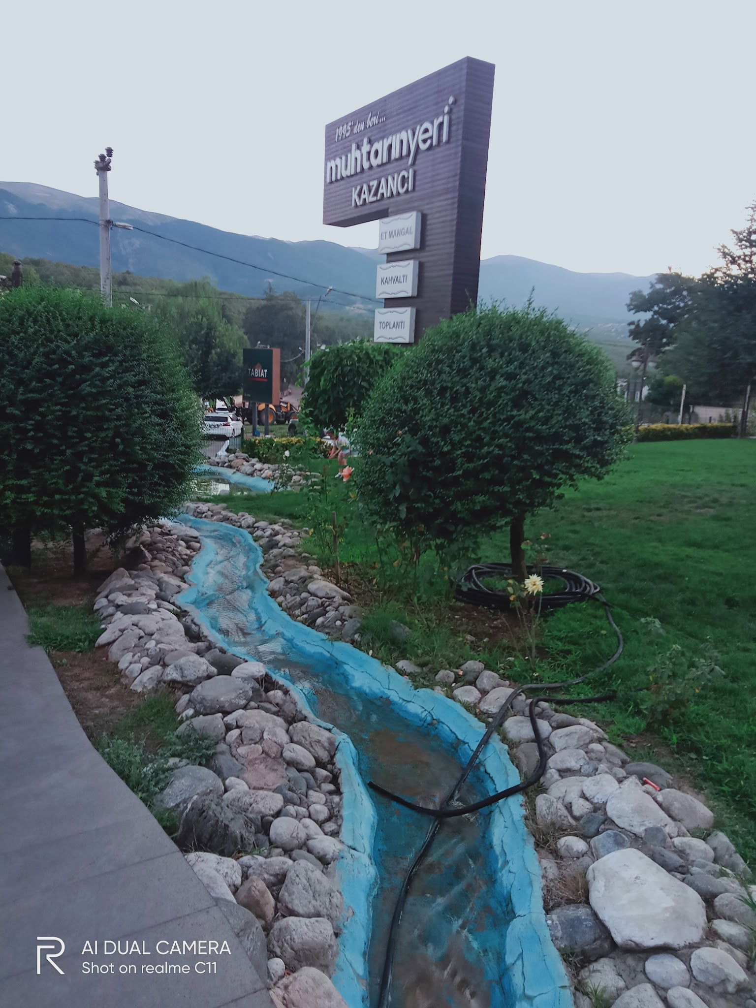 Muhtarın Yeri Kazancı