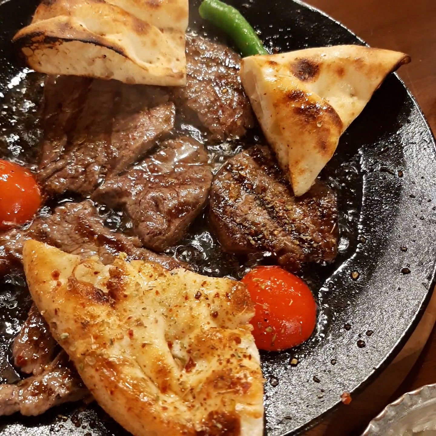 Muhtarın Yeri Kazancı