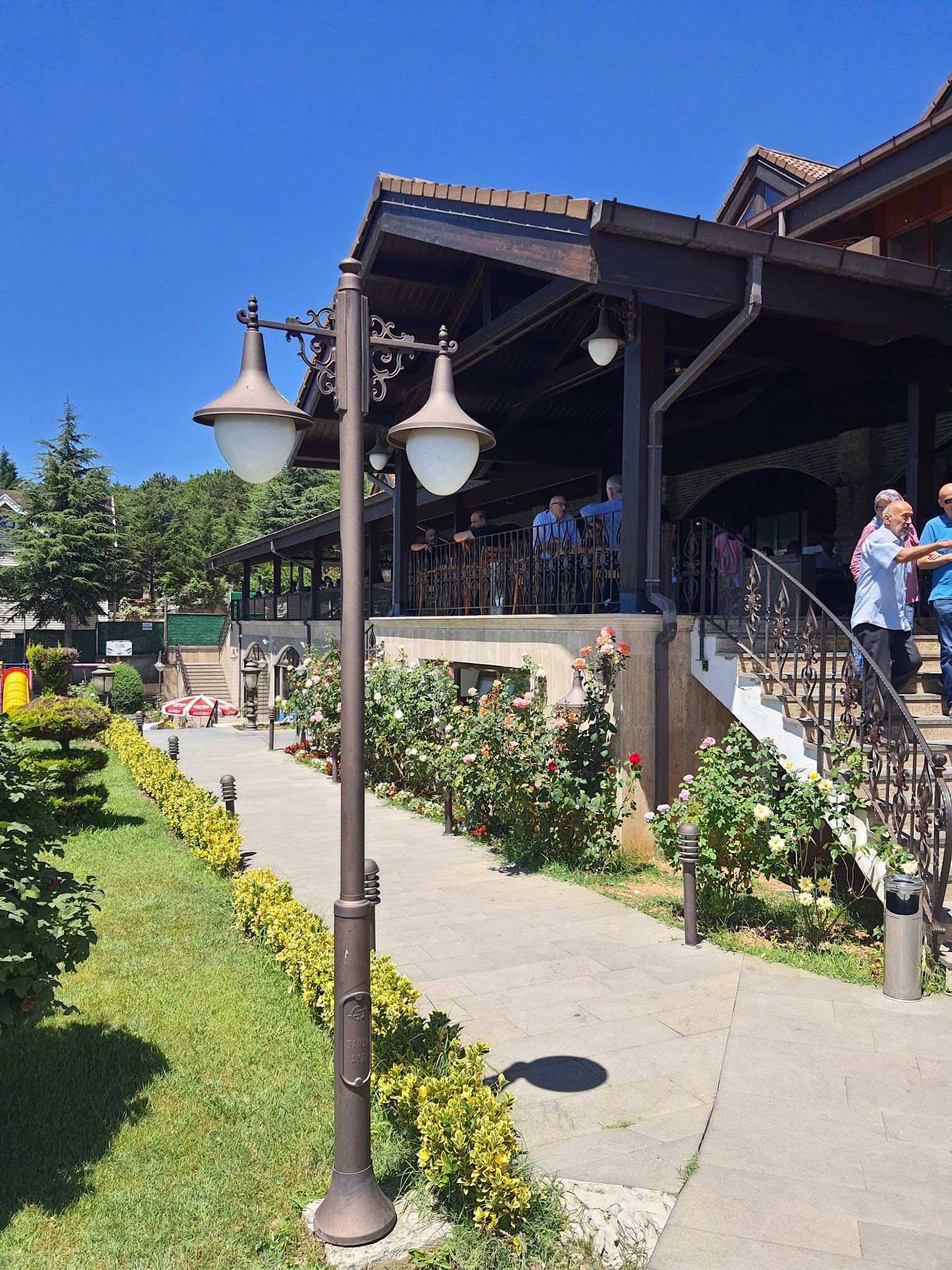 Muhtarın Yeri Kazancı