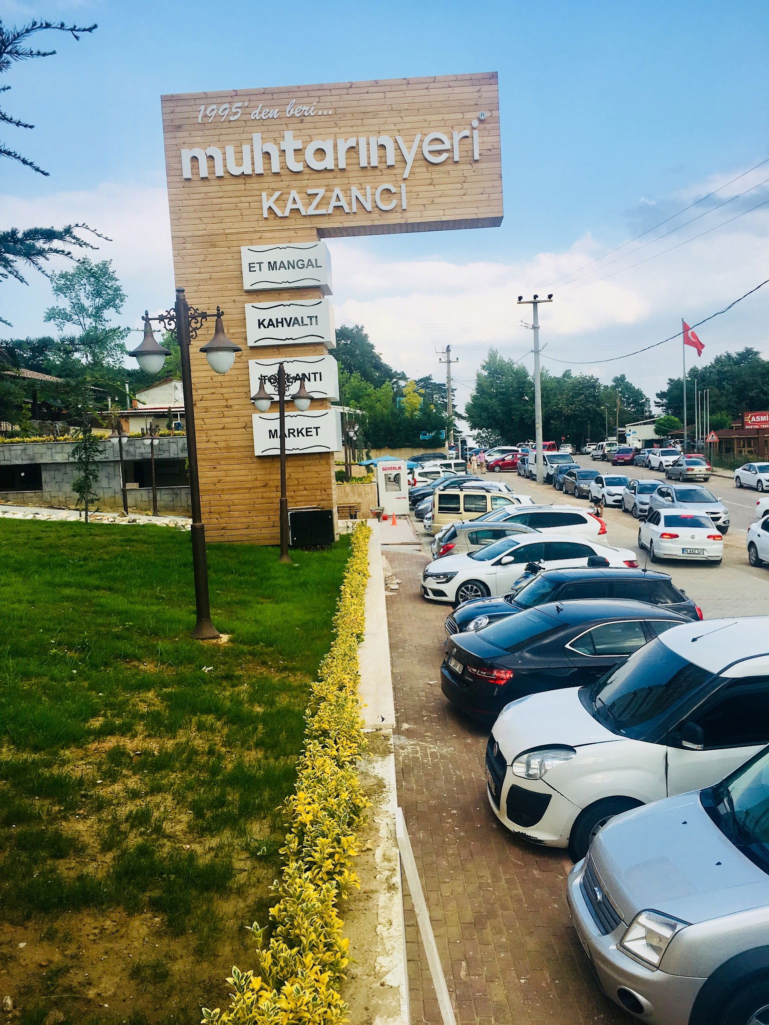 Muhtarın Yeri Kazancı