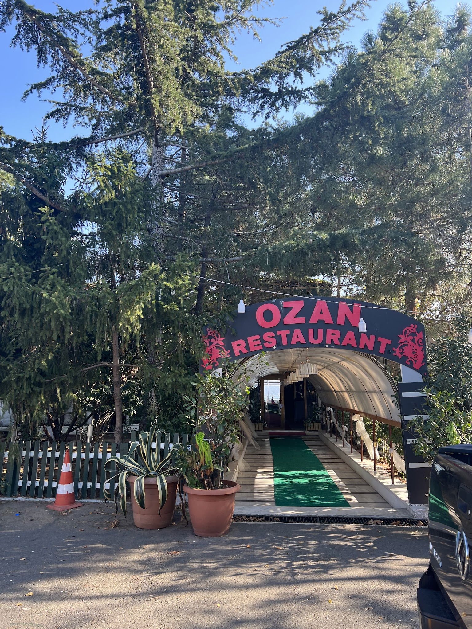 Ozan Restaurant