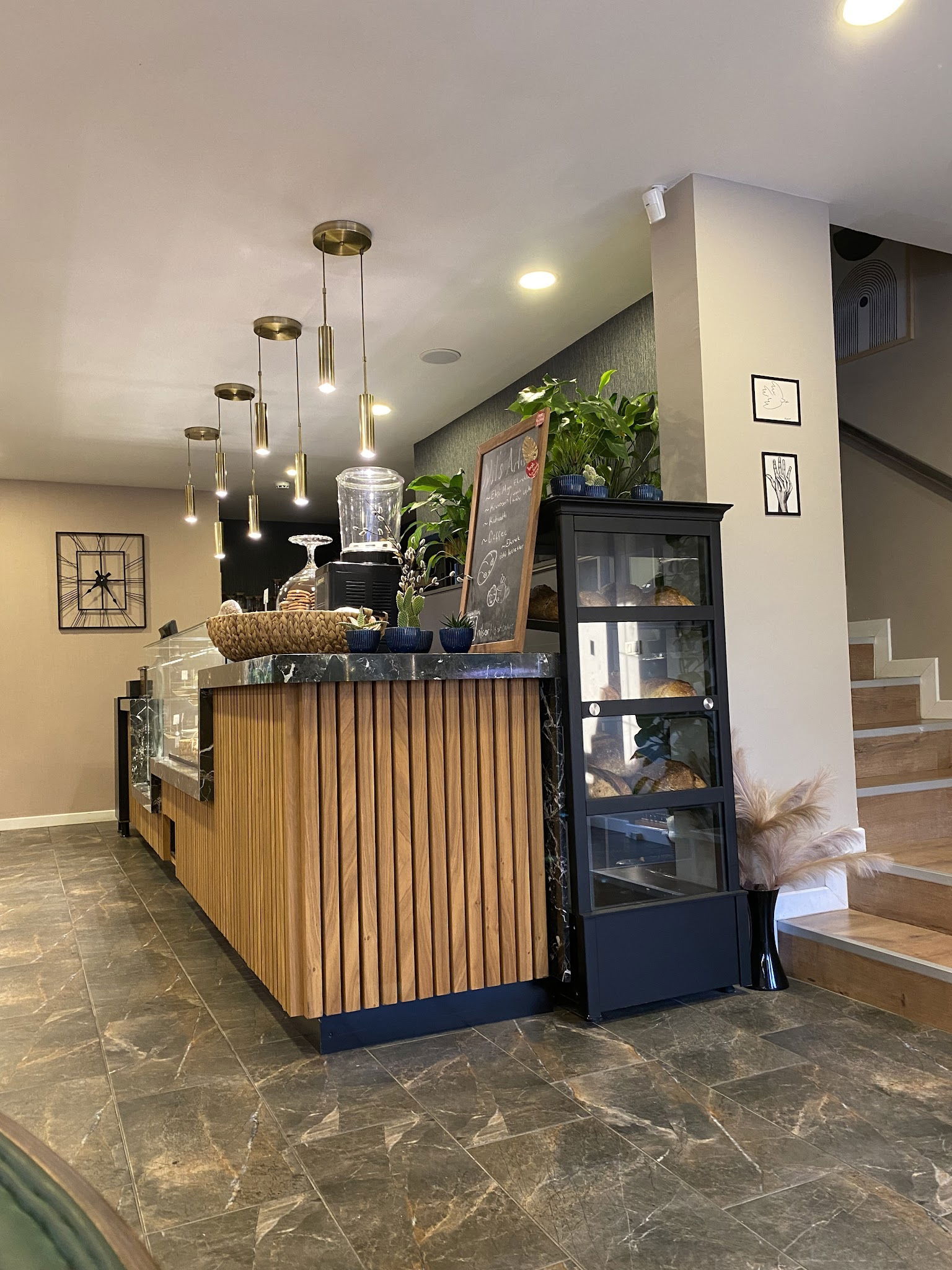 Nil'S Artisan Bakery