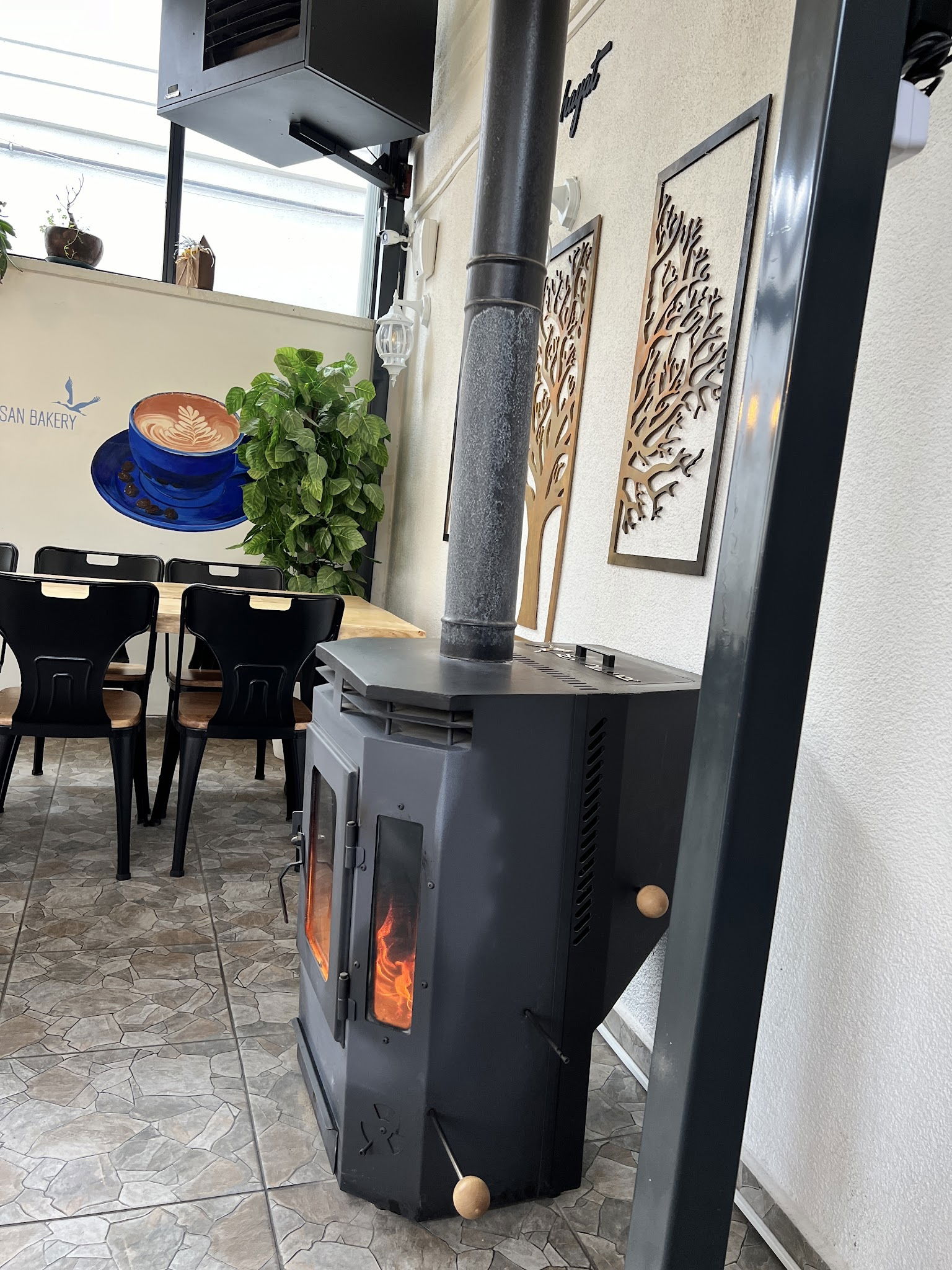 Nil'S Artisan Bakery