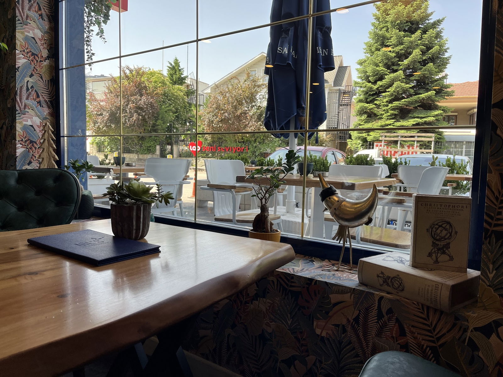 Nil'S Artisan Bakery