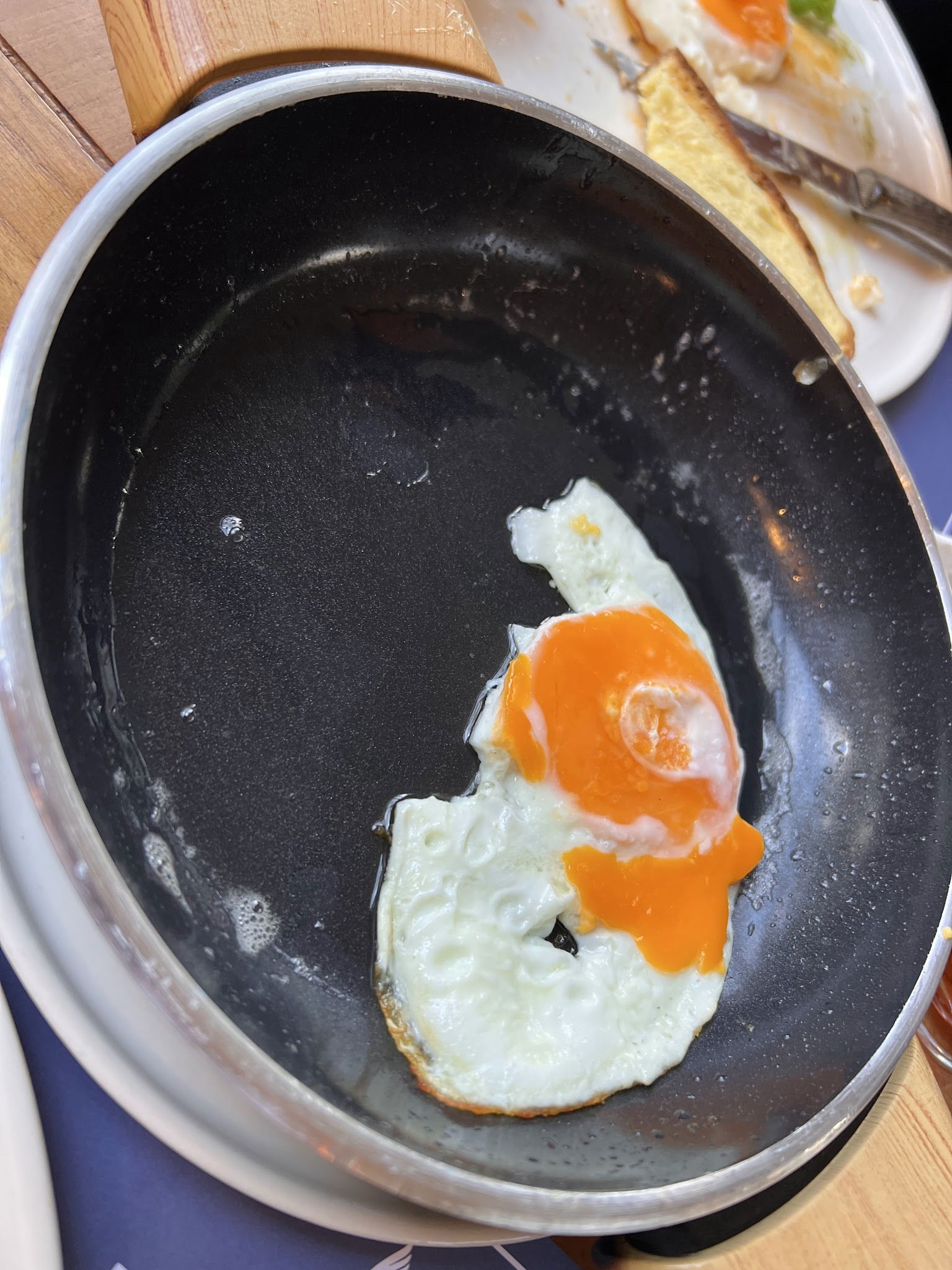 Nil'S Artisan Bakery