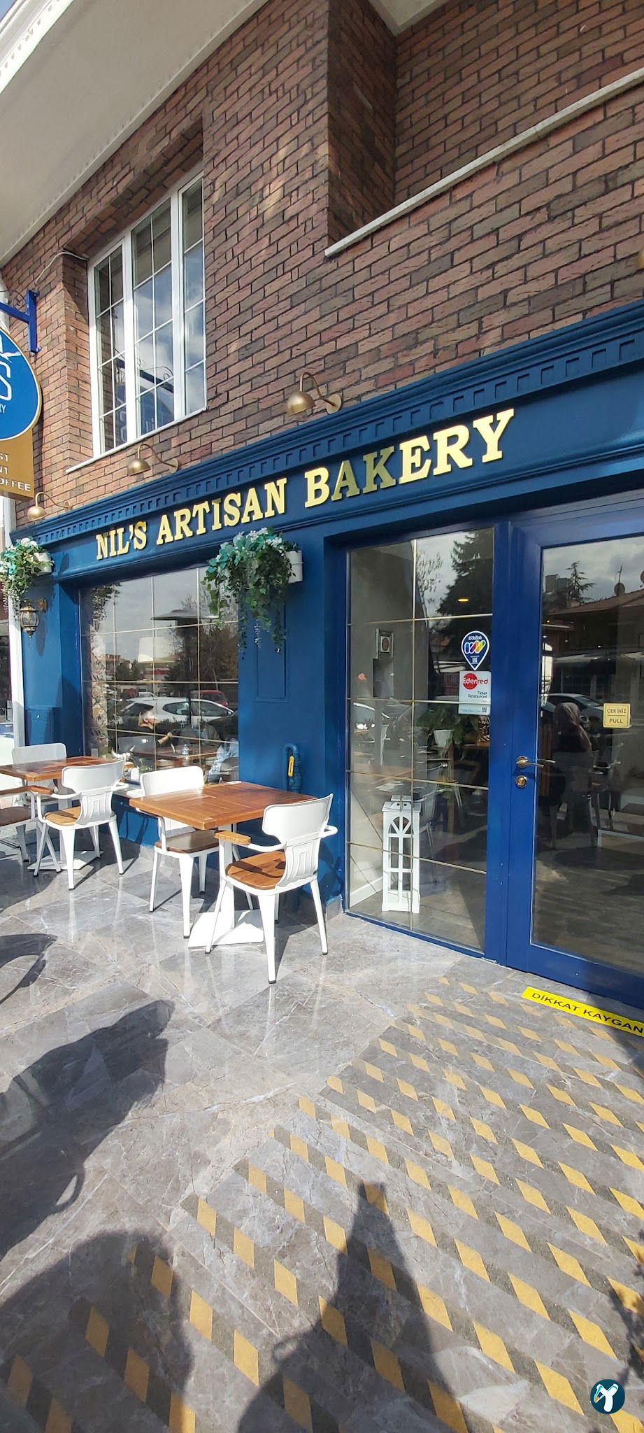 Nil'S Artisan Bakery
