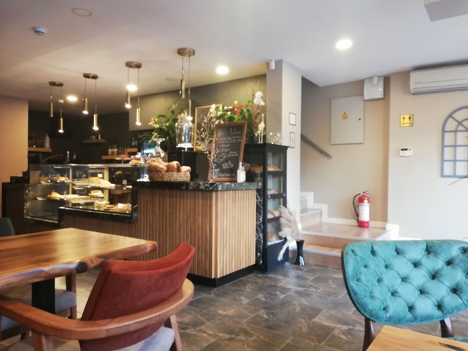 Nil'S Artisan Bakery