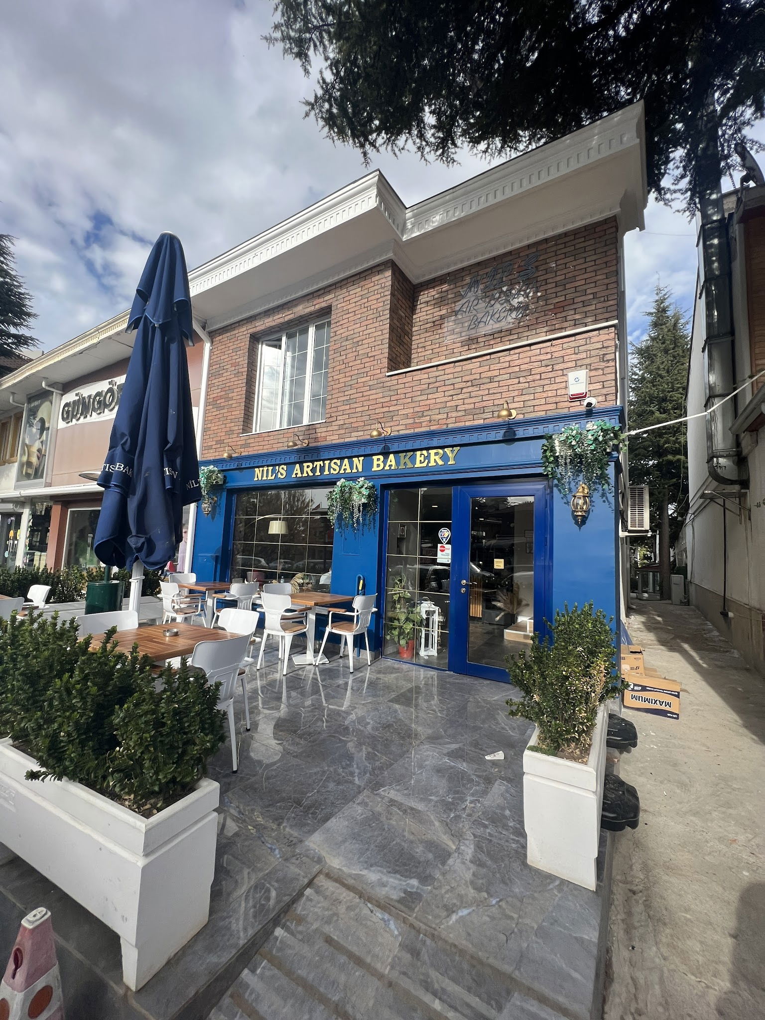 Nil'S Artisan Bakery