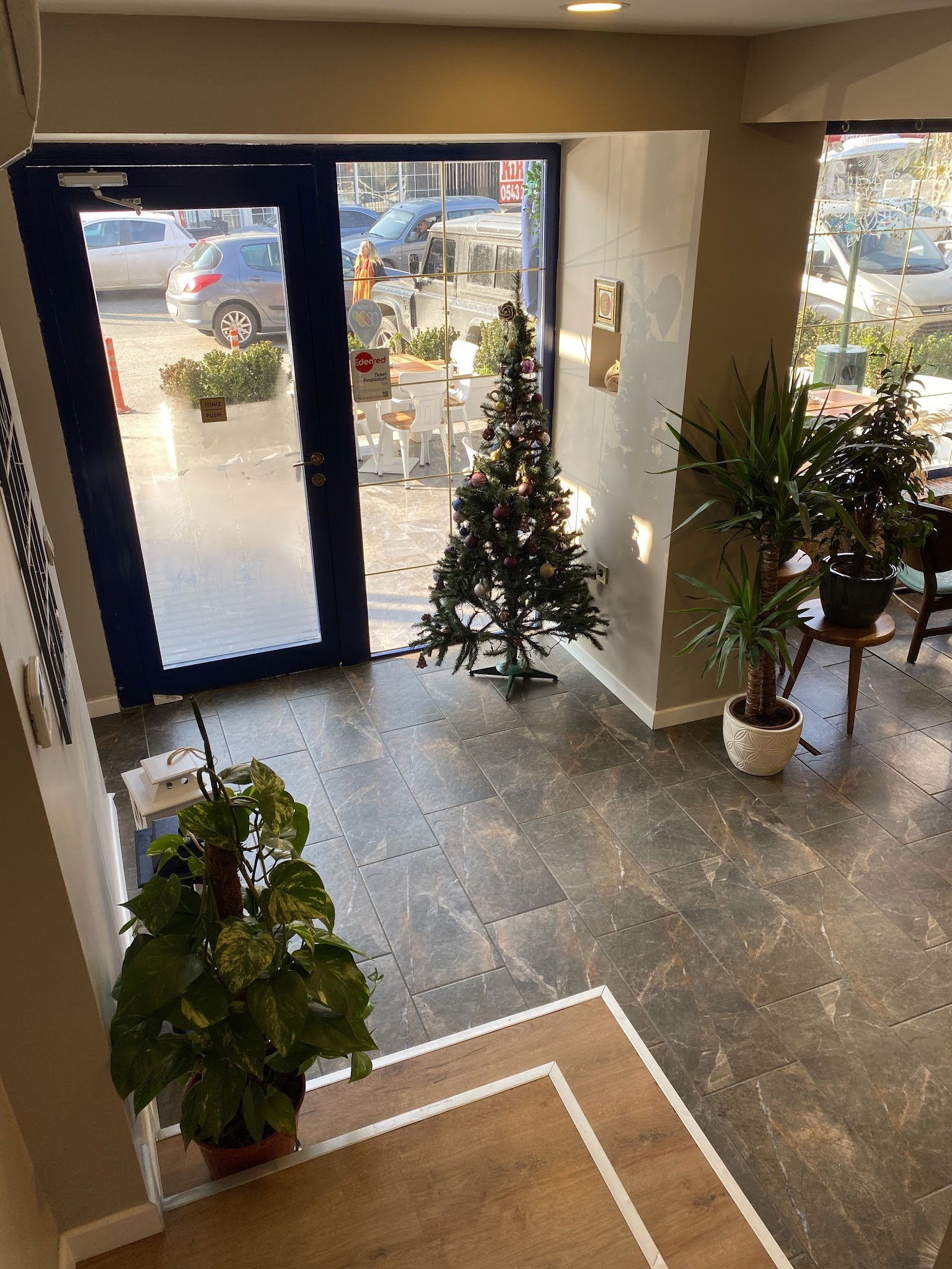 Nil'S Artisan Bakery