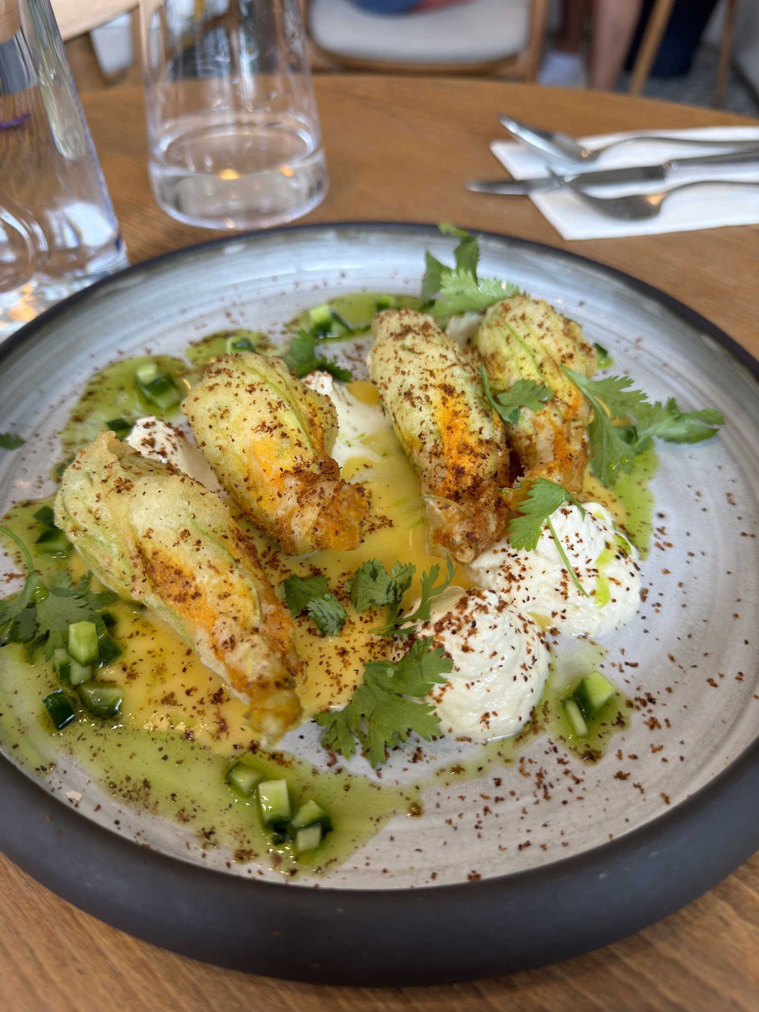 Nomades Cafe & Restaurant