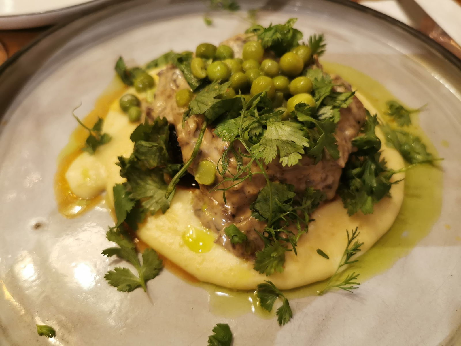 Nomades Cafe & Restaurant