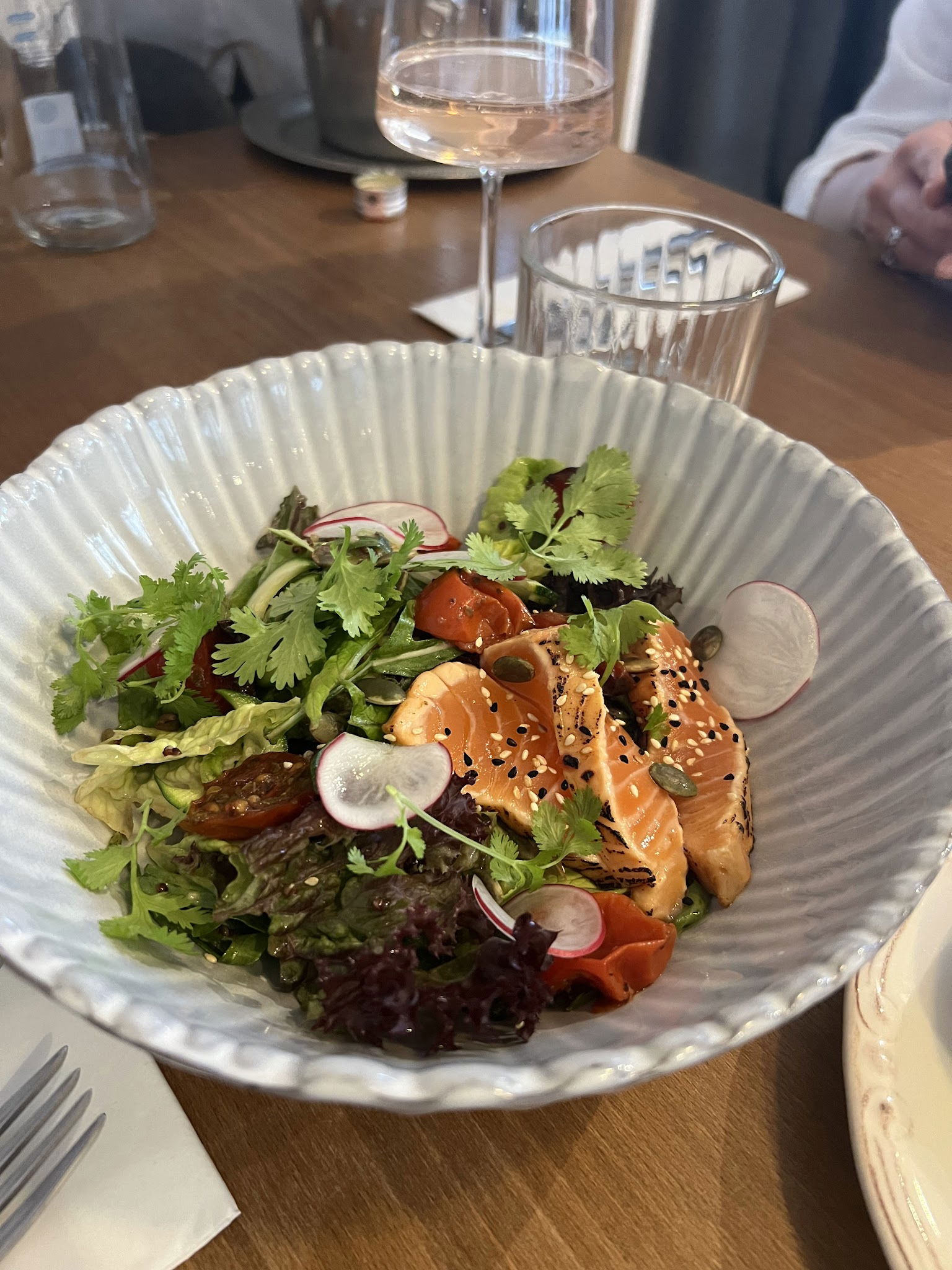 Nomades Cafe & Restaurant