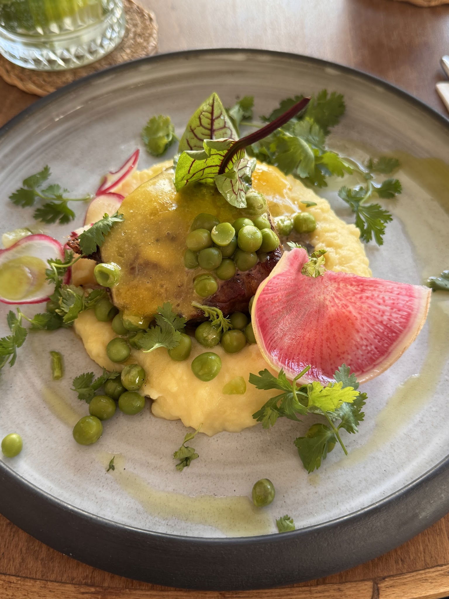 Nomades Cafe & Restaurant