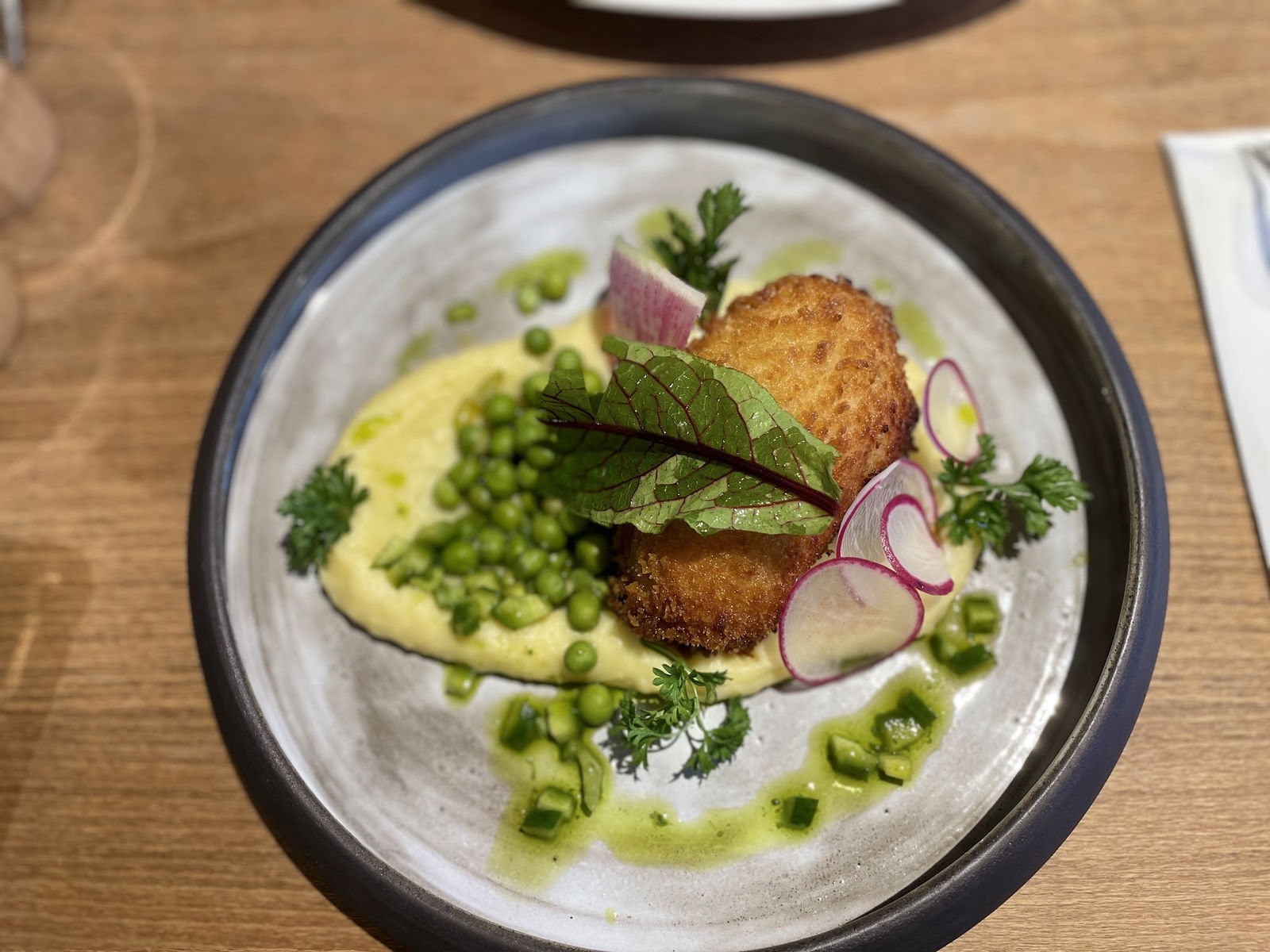 Nomades Cafe & Restaurant