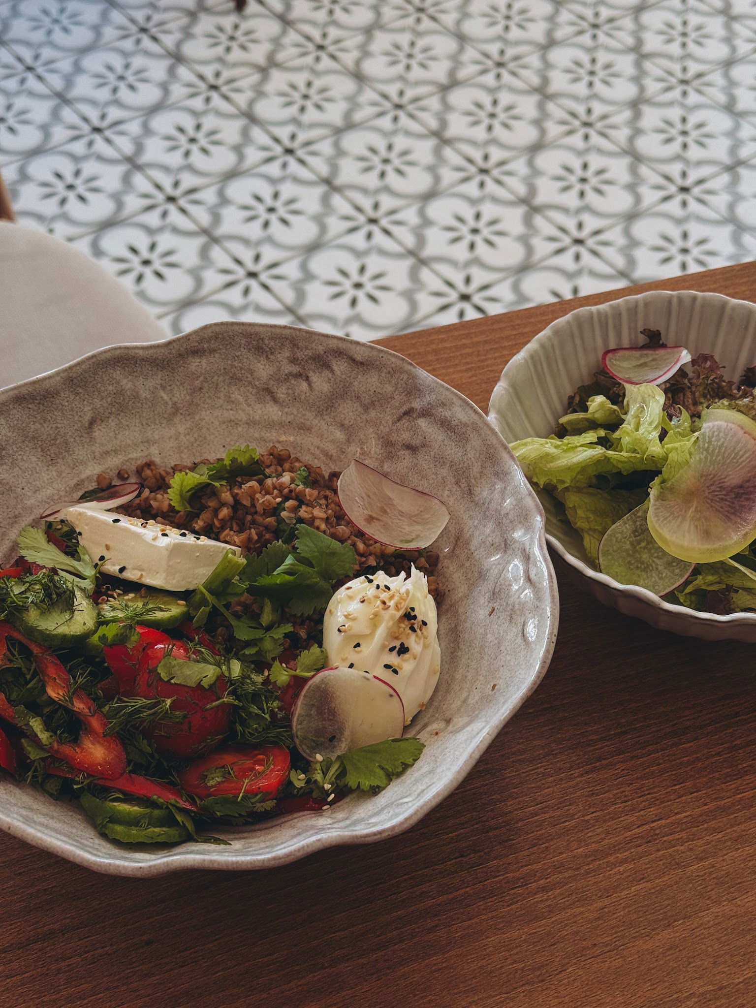 Nomades Cafe & Restaurant