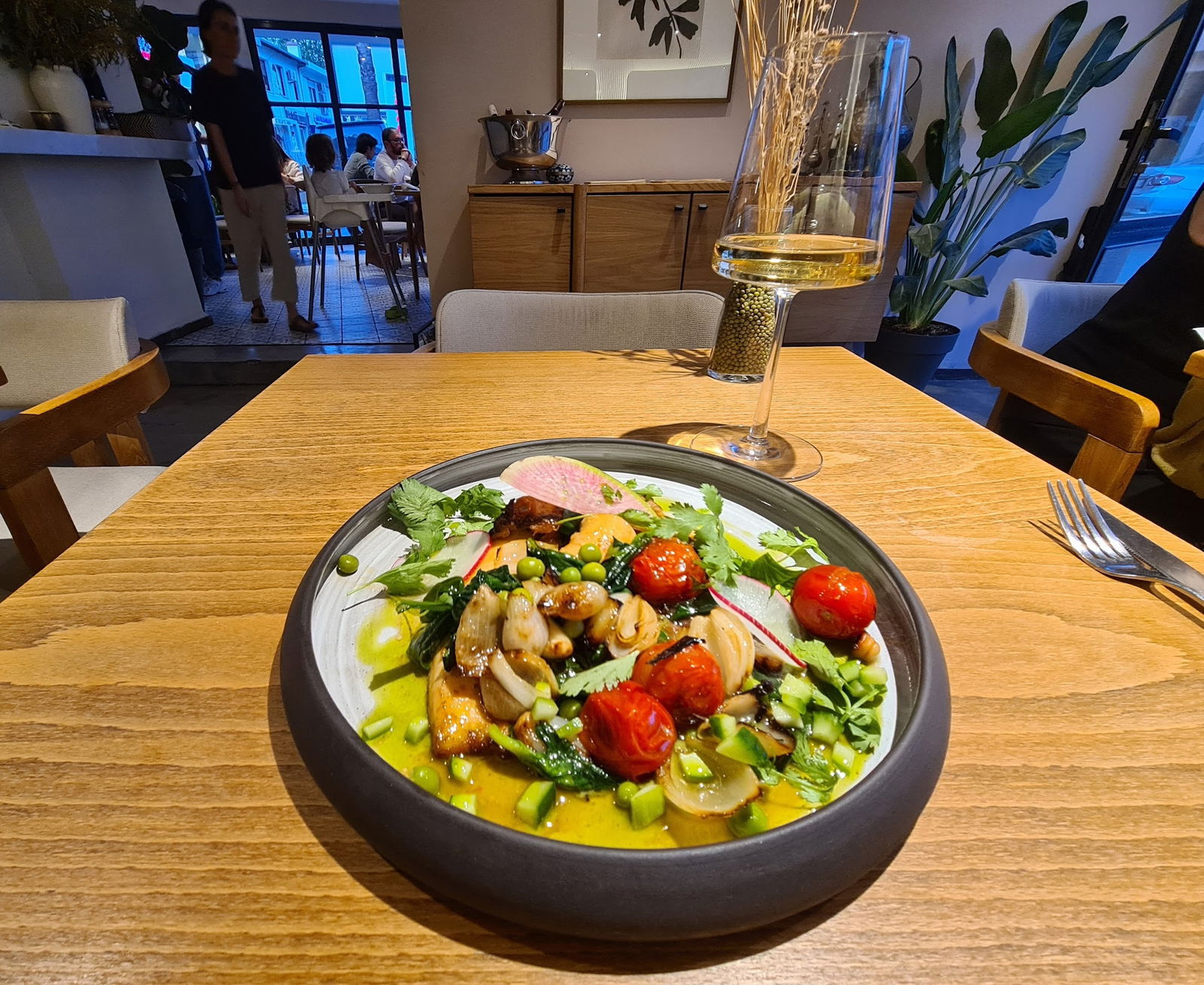 Nomades Cafe & Restaurant