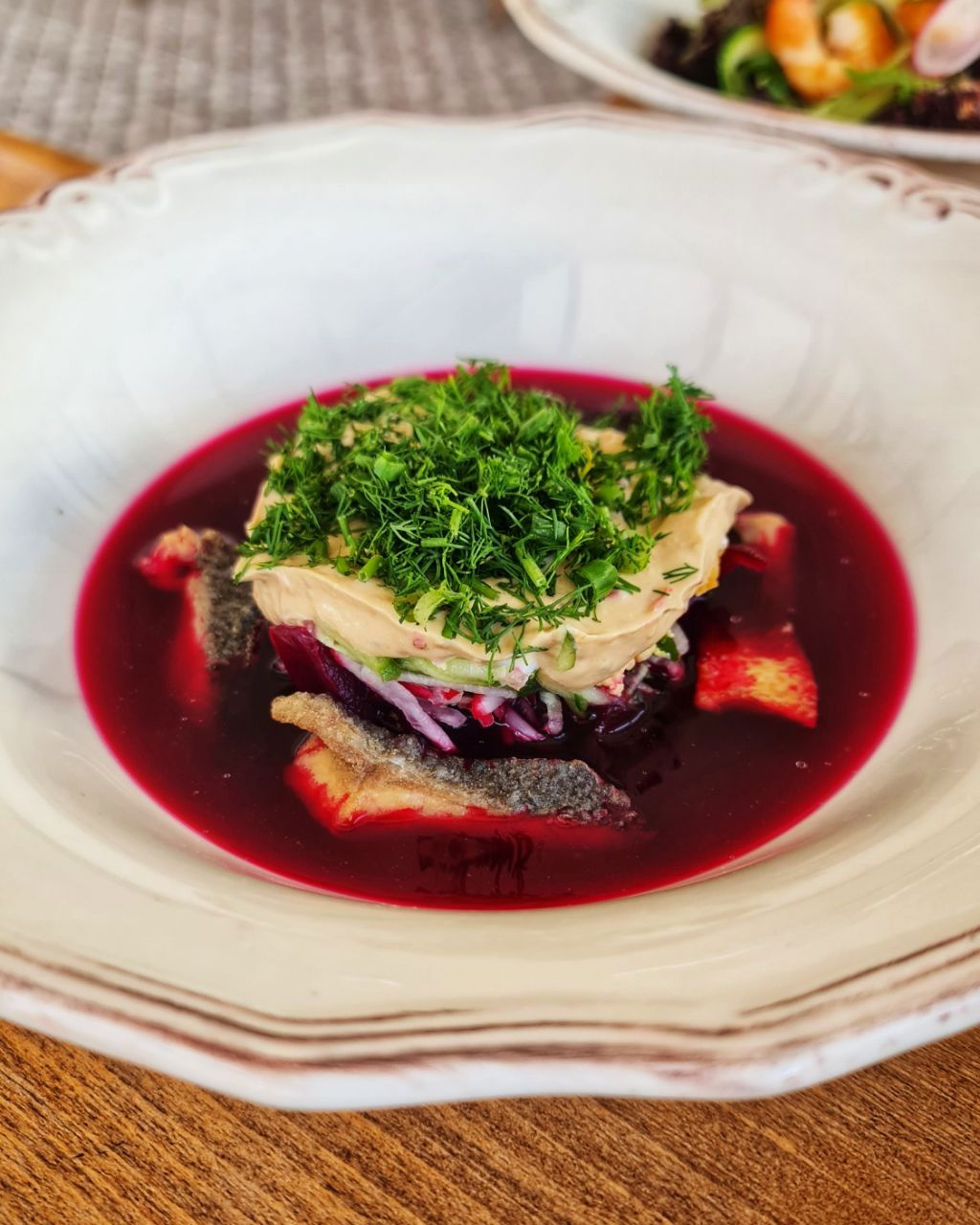 Nomades Cafe & Restaurant