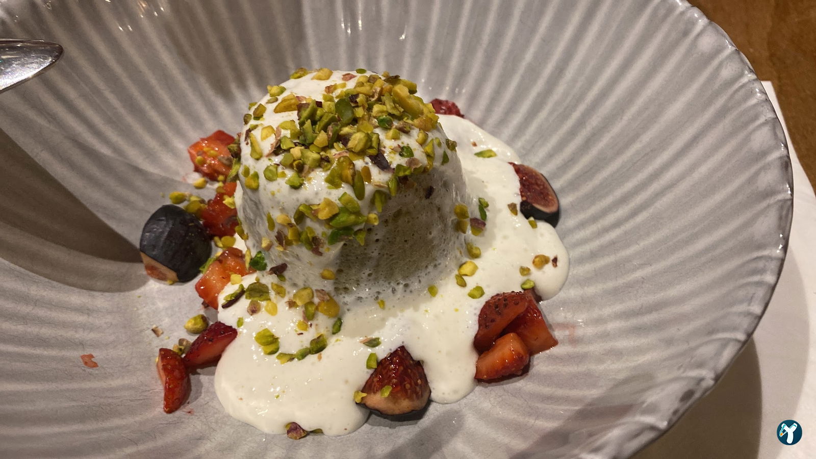 Nomades Cafe & Restaurant