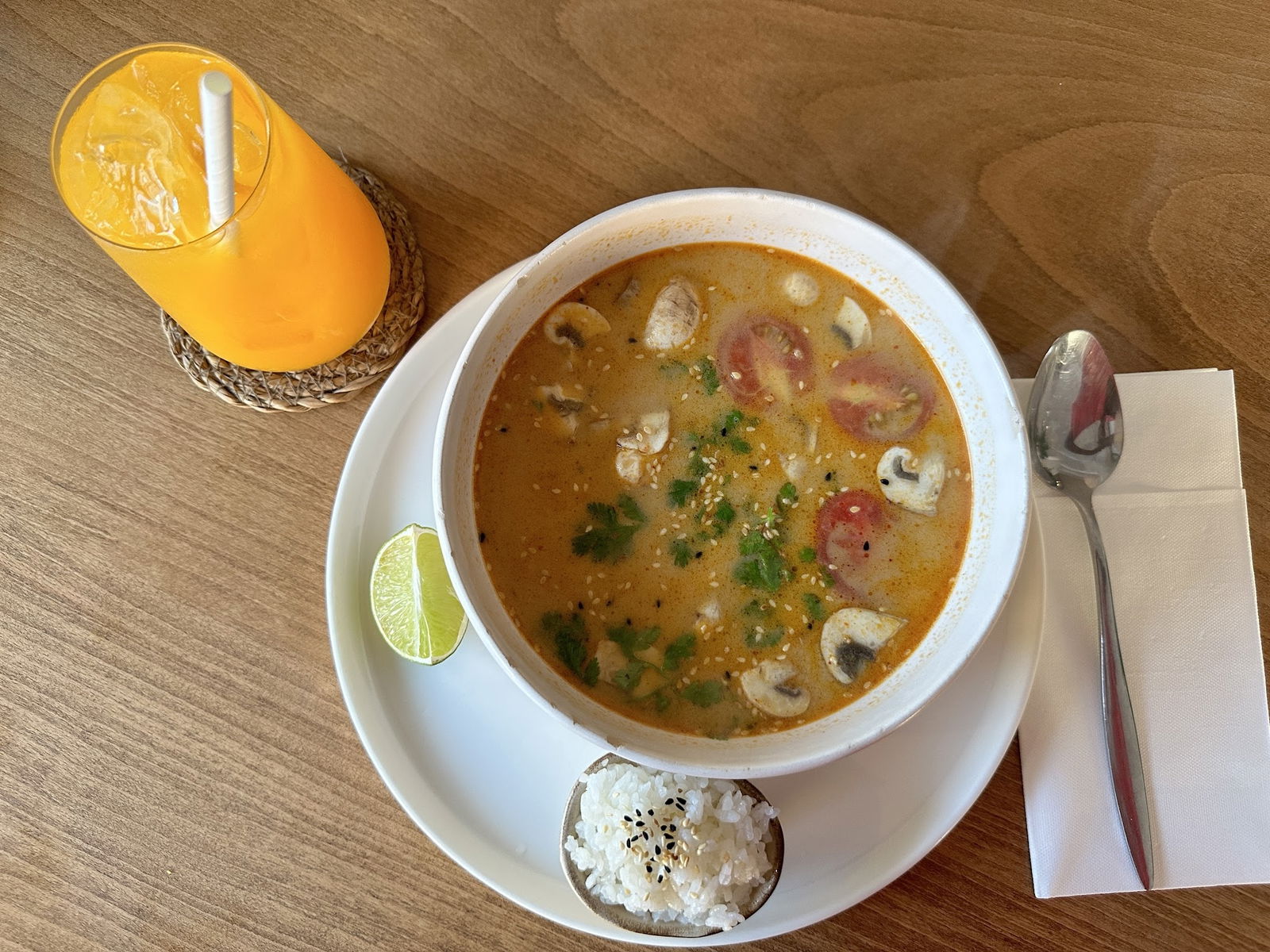 Nomades Cafe & Restaurant