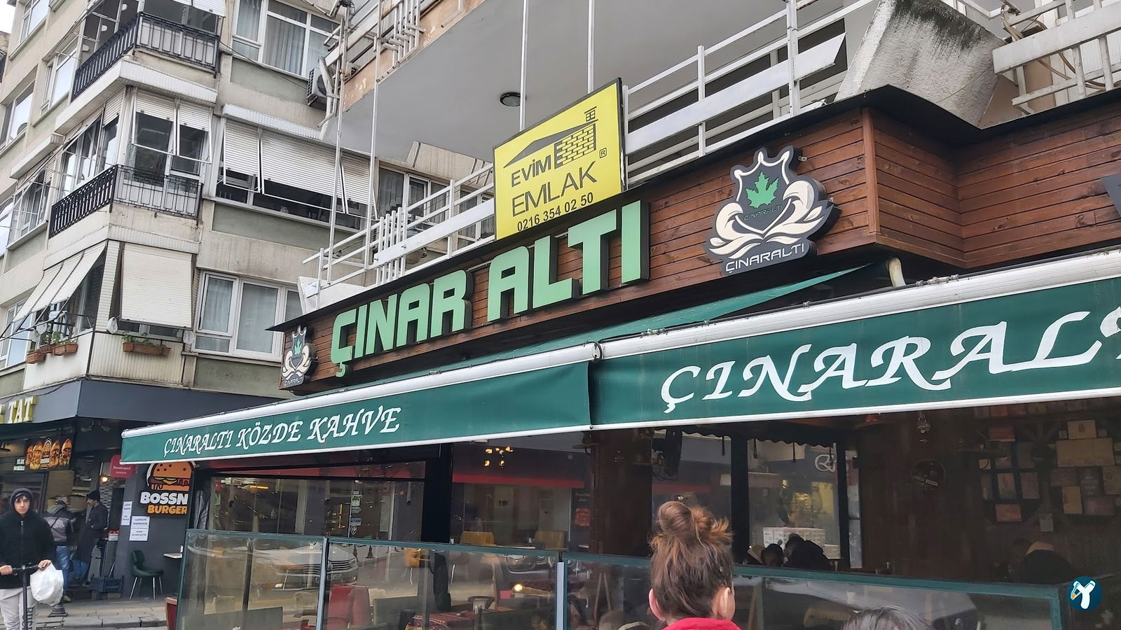 Zümrüt Cafe