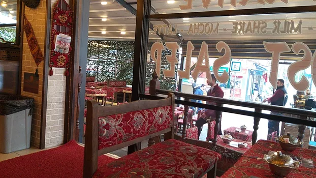 Zümrüt Cafe resimleri
