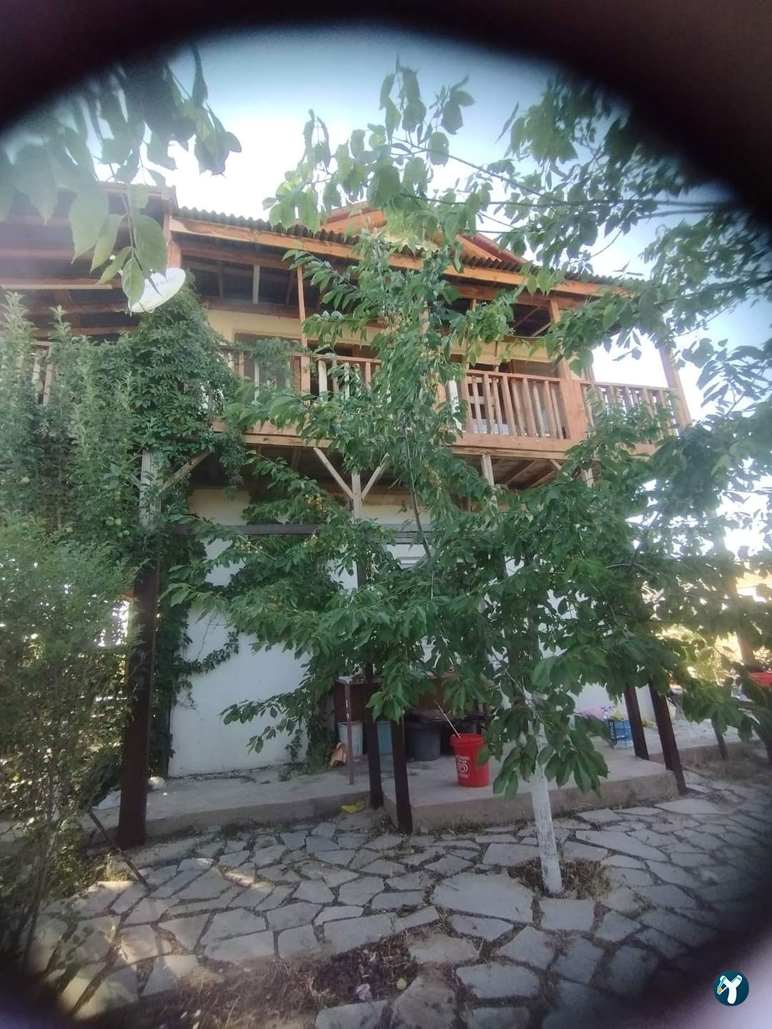 Esen Bahçe