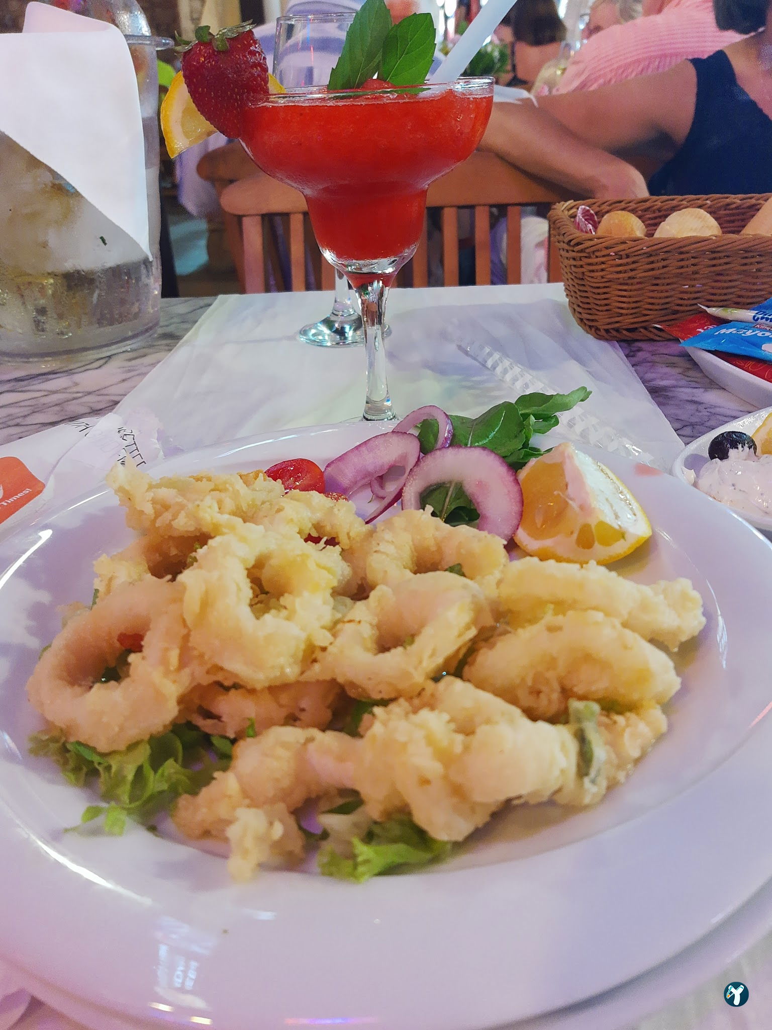 Planet Yucca Live "Entertainment & Dining"