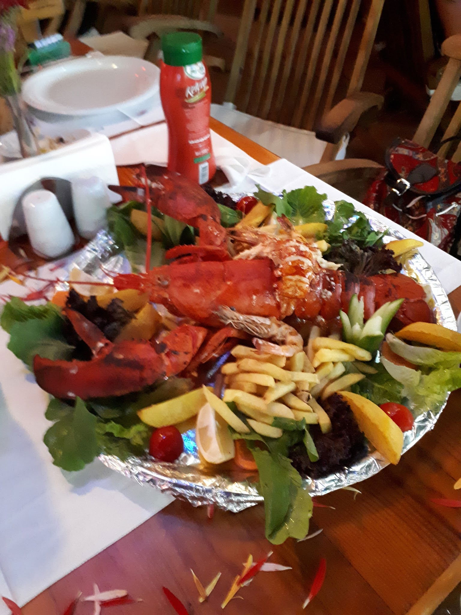 Planet Yucca Live "Entertainment & Dining"